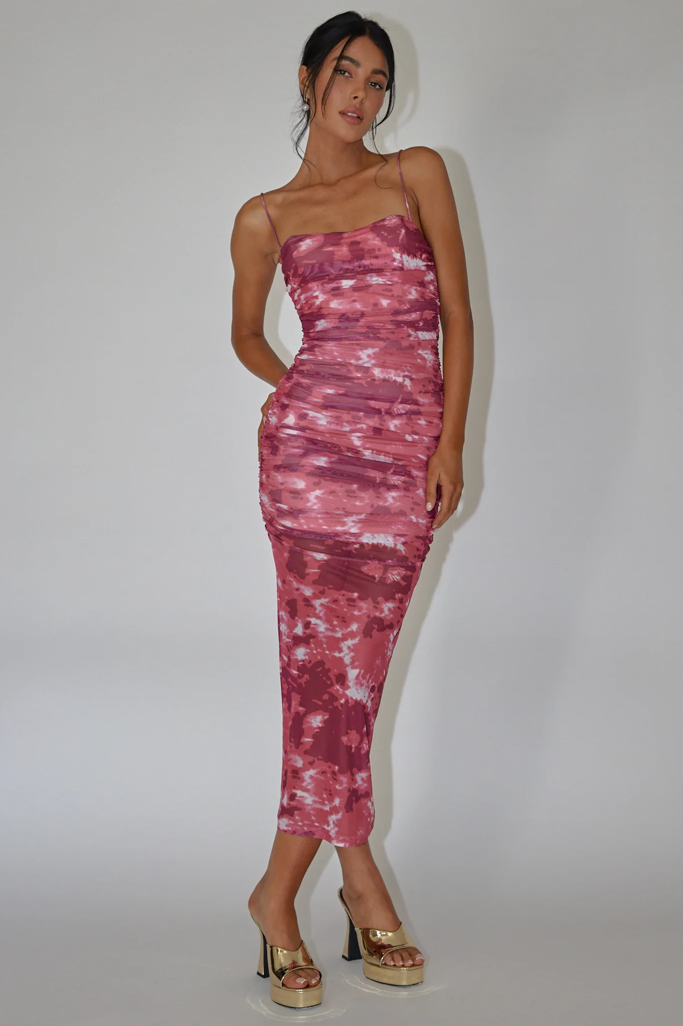 Logan Strapless Ruched Midi Dress Print Wine - Image 3