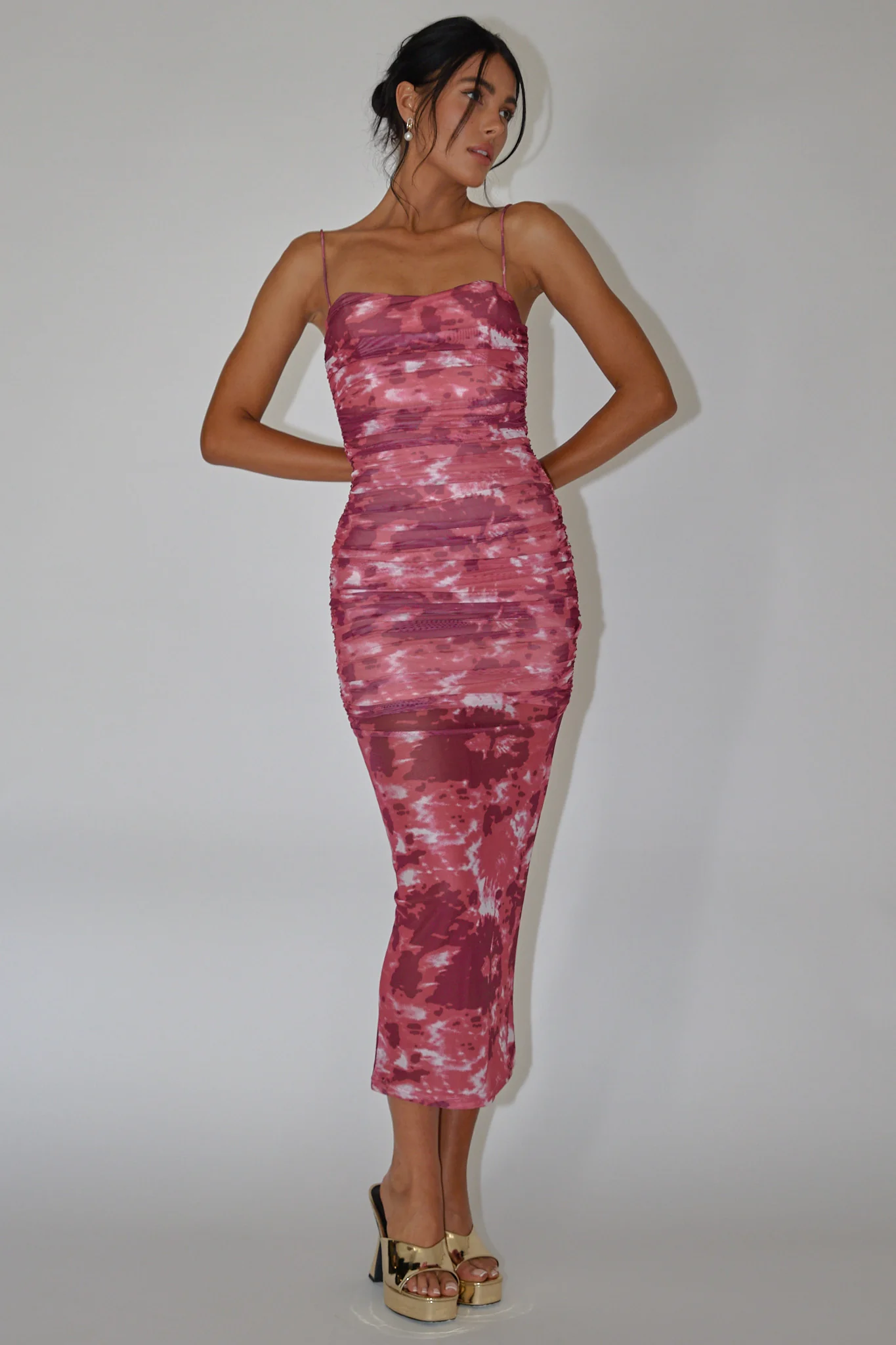 Logan Strapless Ruched Midi Dress Print Wine - Image 5