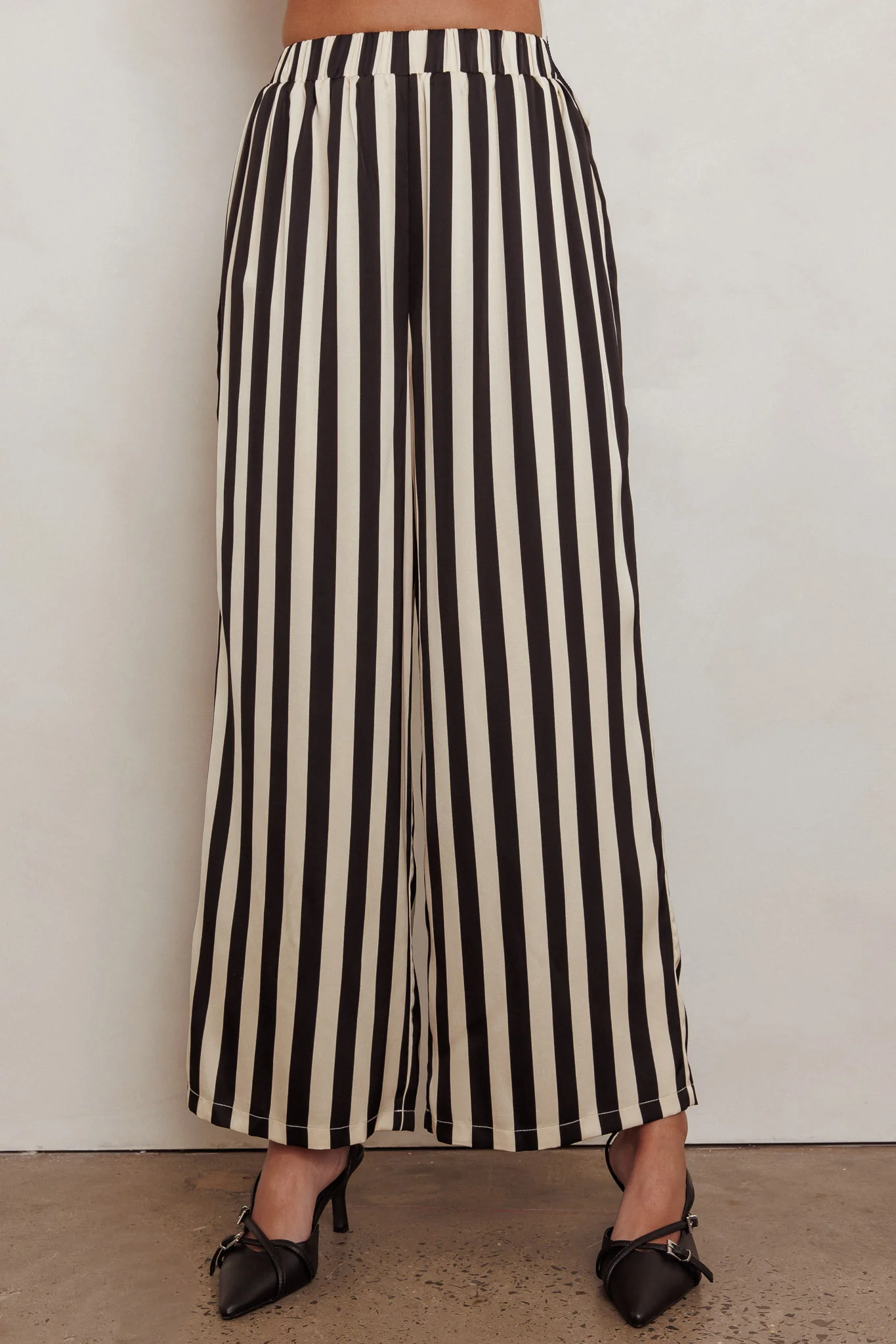 Love Galore Striped Wide Leg Pant Black/Beige