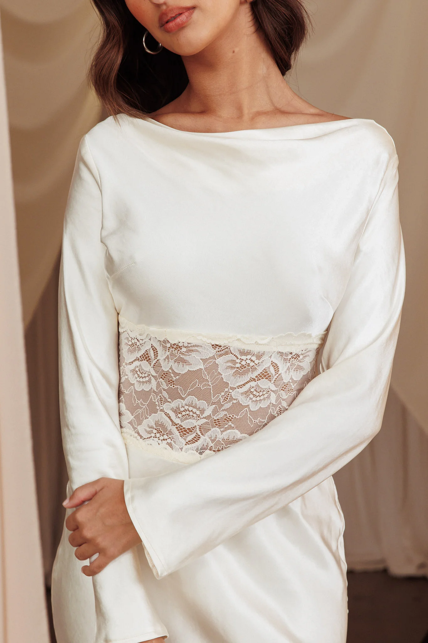 Loveland Lace Insert Cowl Back Dress Oyster - Image 4