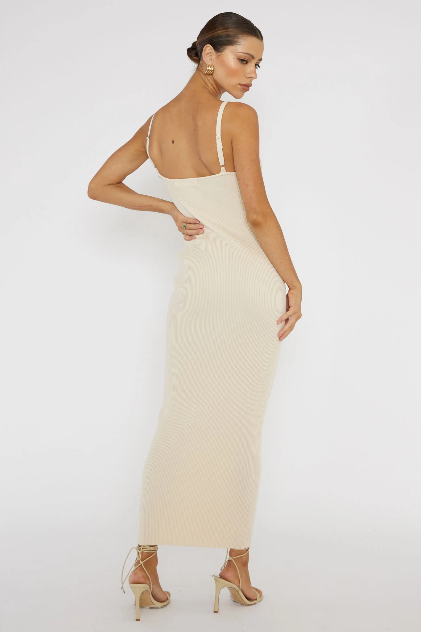 Lover's High Twist Bust Knit Midi Dress Cream - Image 2