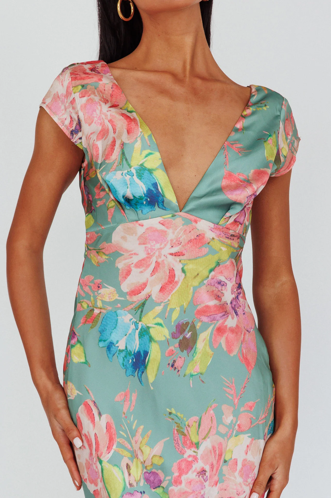 Lucinda Cap Sleeve Twist Back Midi Dress Floral Olive - Image 4