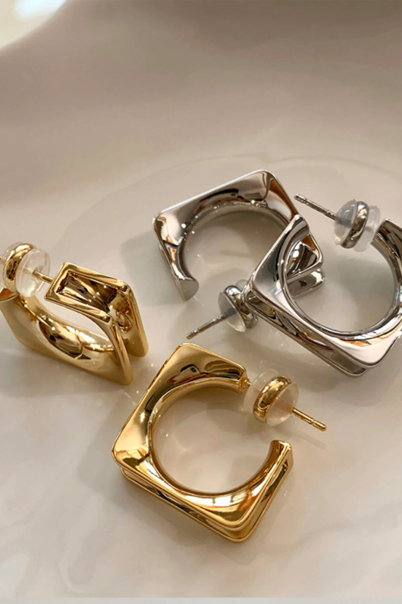 Maddox Small Square Hoop Earrings Silver - Image 4