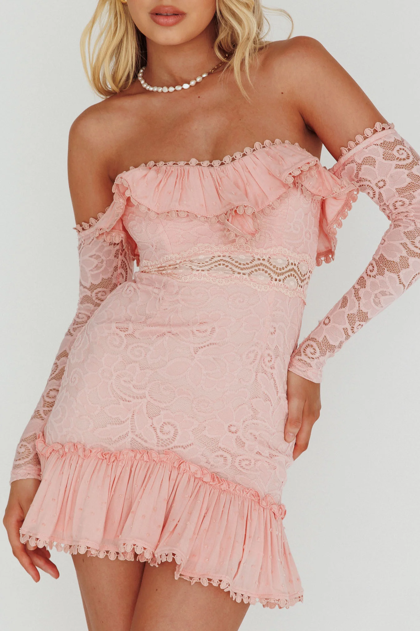 Mae Long Sleeve Sweetheart Crochet Lace Dress Blush - Image 4