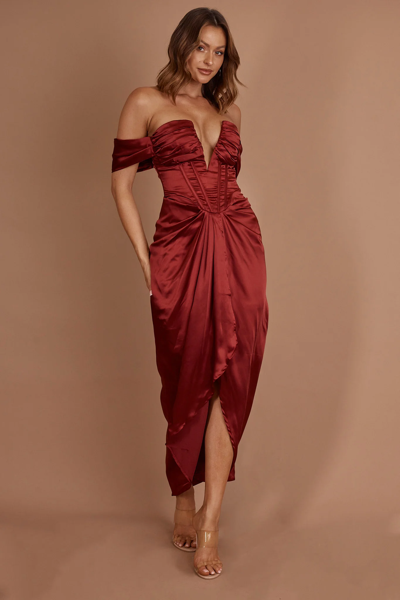 Mariesa Plunging Neckline Dress Red - Image 3
