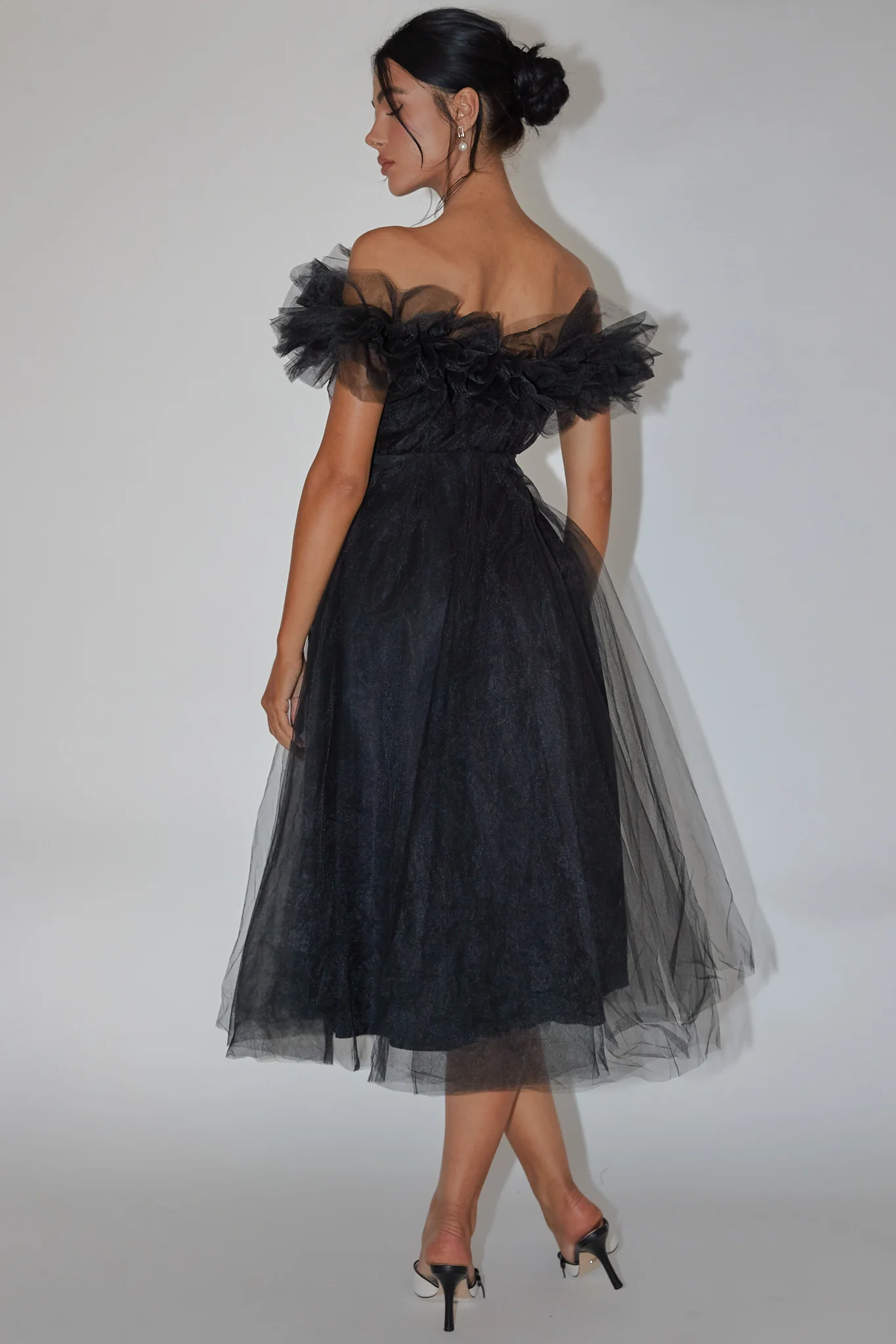 May Rose Off-Shoulder Tulle Midi Dress Black - Image 2