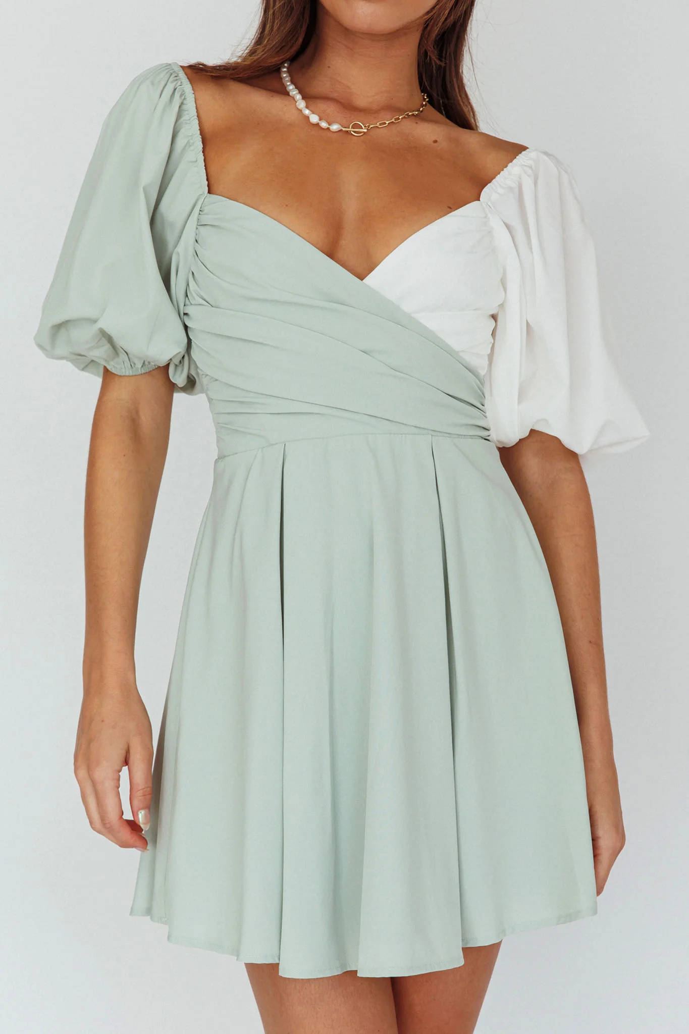 Melie Puff Sleeve Mini Dress Pistachio/White - Image 4