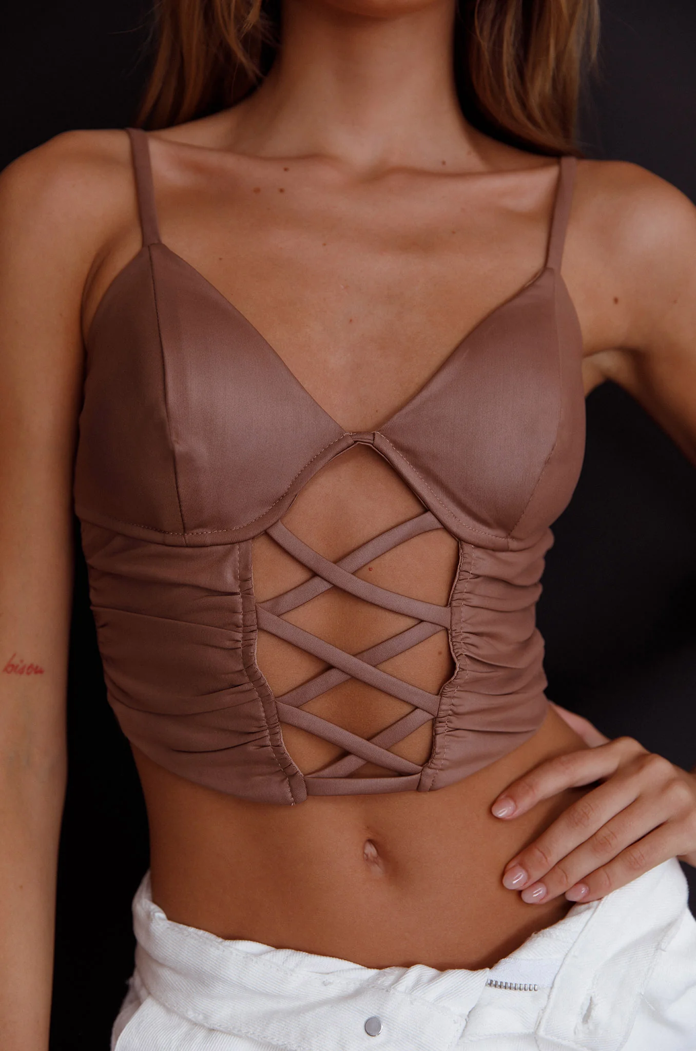 Miette Criss-Cross Crop Top Camel - Image 4