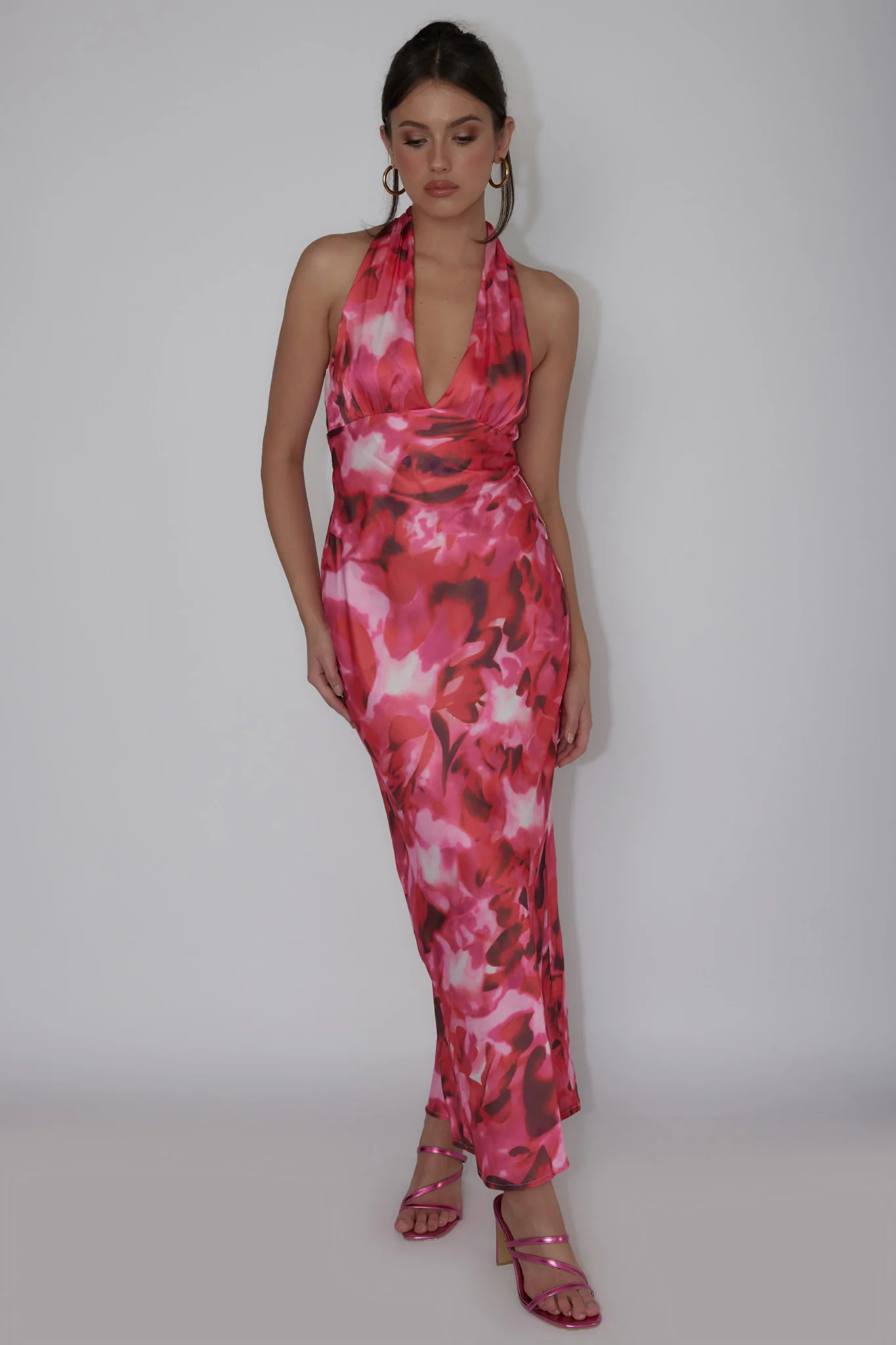 Modern Muses Halterneck Maxi Dress Floral Pink - Image 3