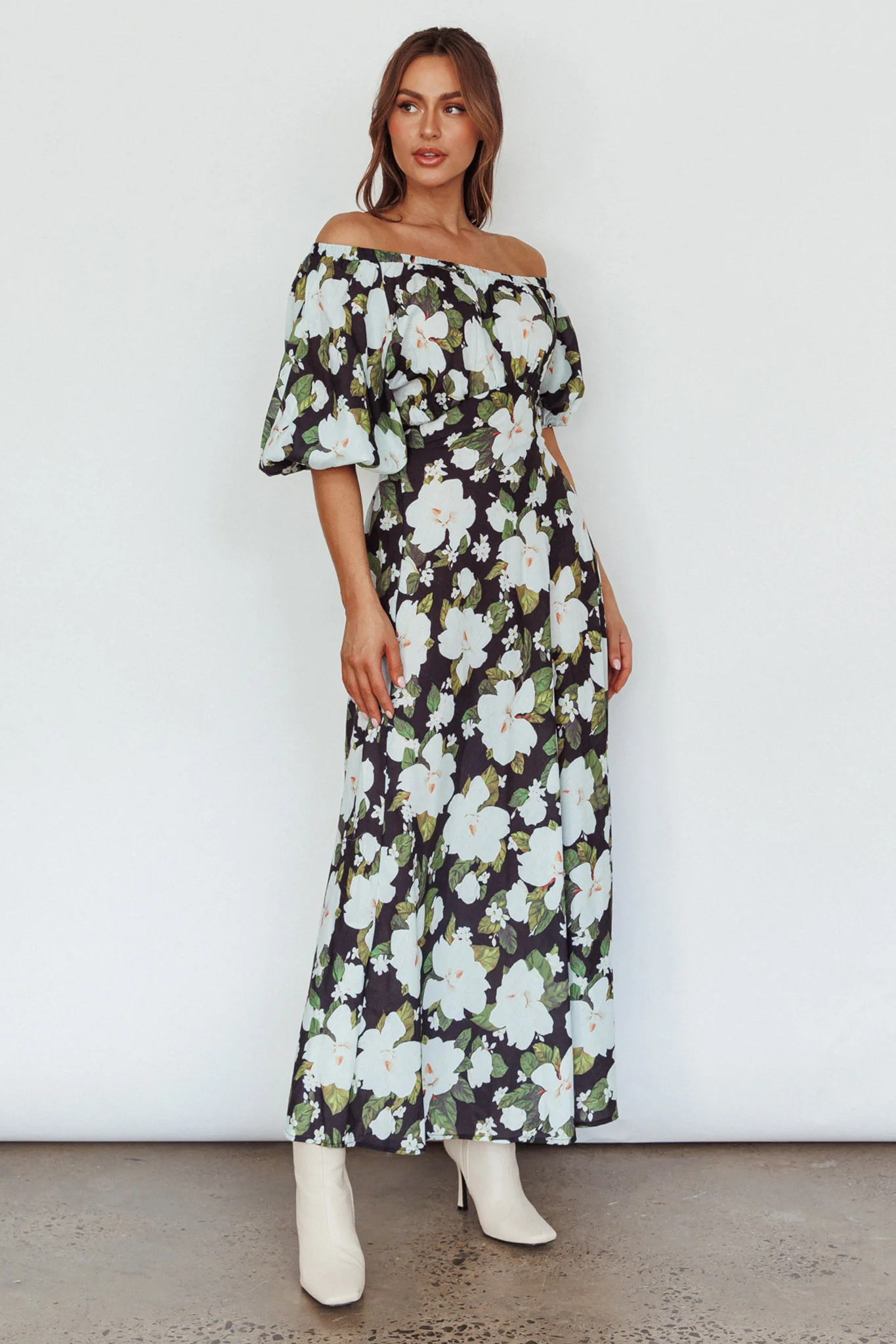 Momentum Off Shoulder Maxi Dress Floral Black - Image 3