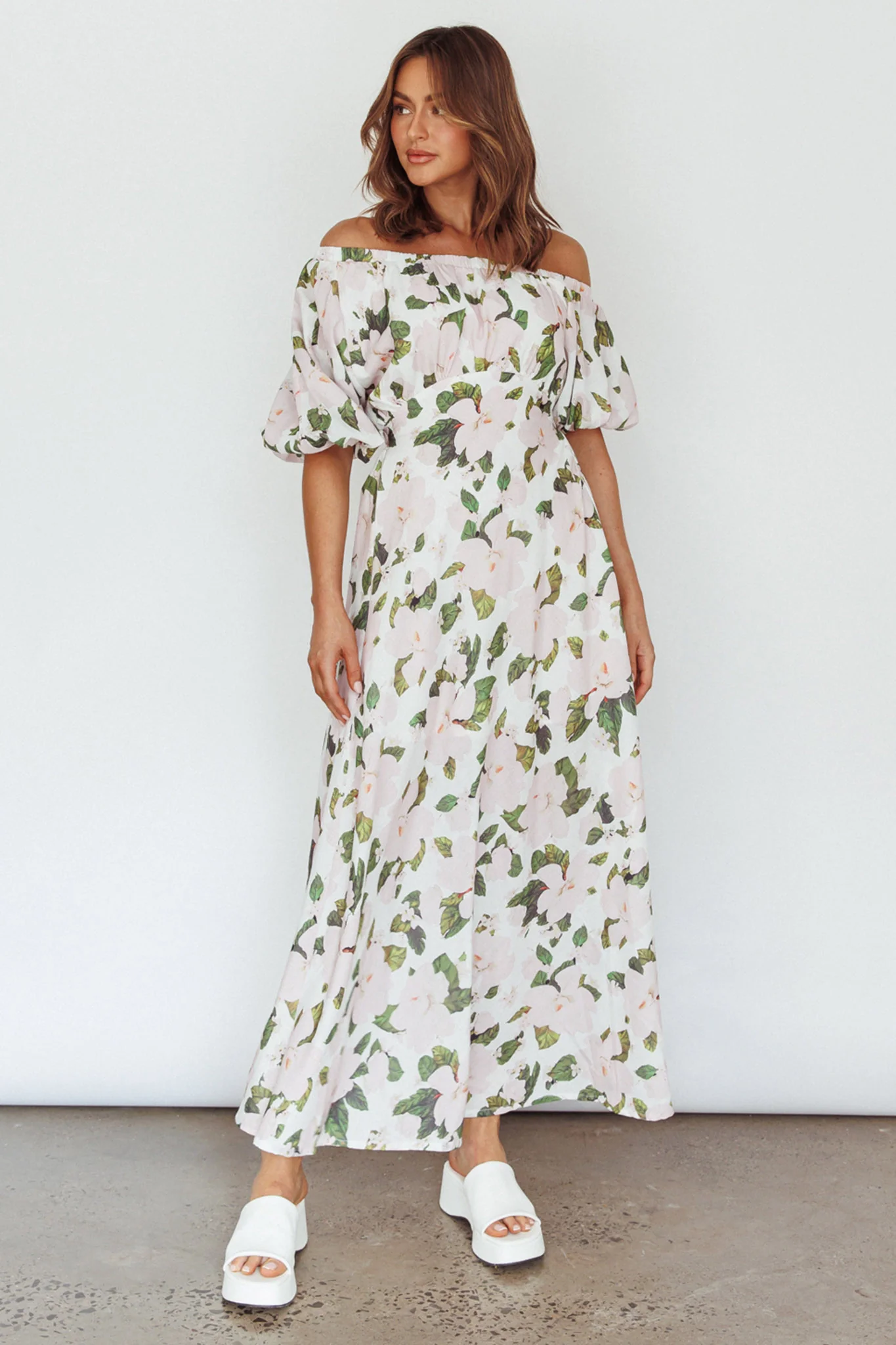 Momentum Off Shoulder Maxi Dress Floral Pink - Image 3