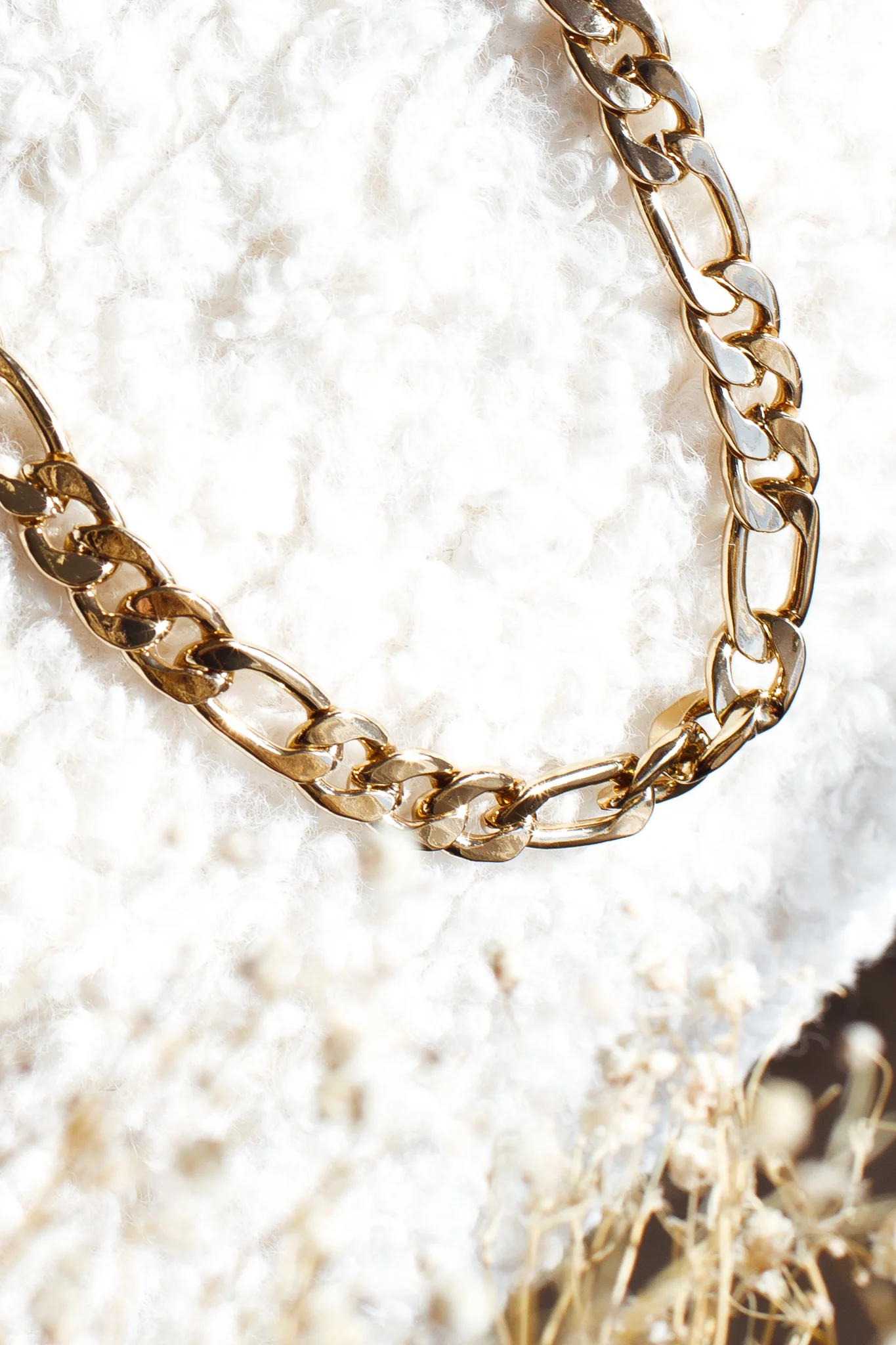 Monet Figaro Chain Necklace Gold - Image 2