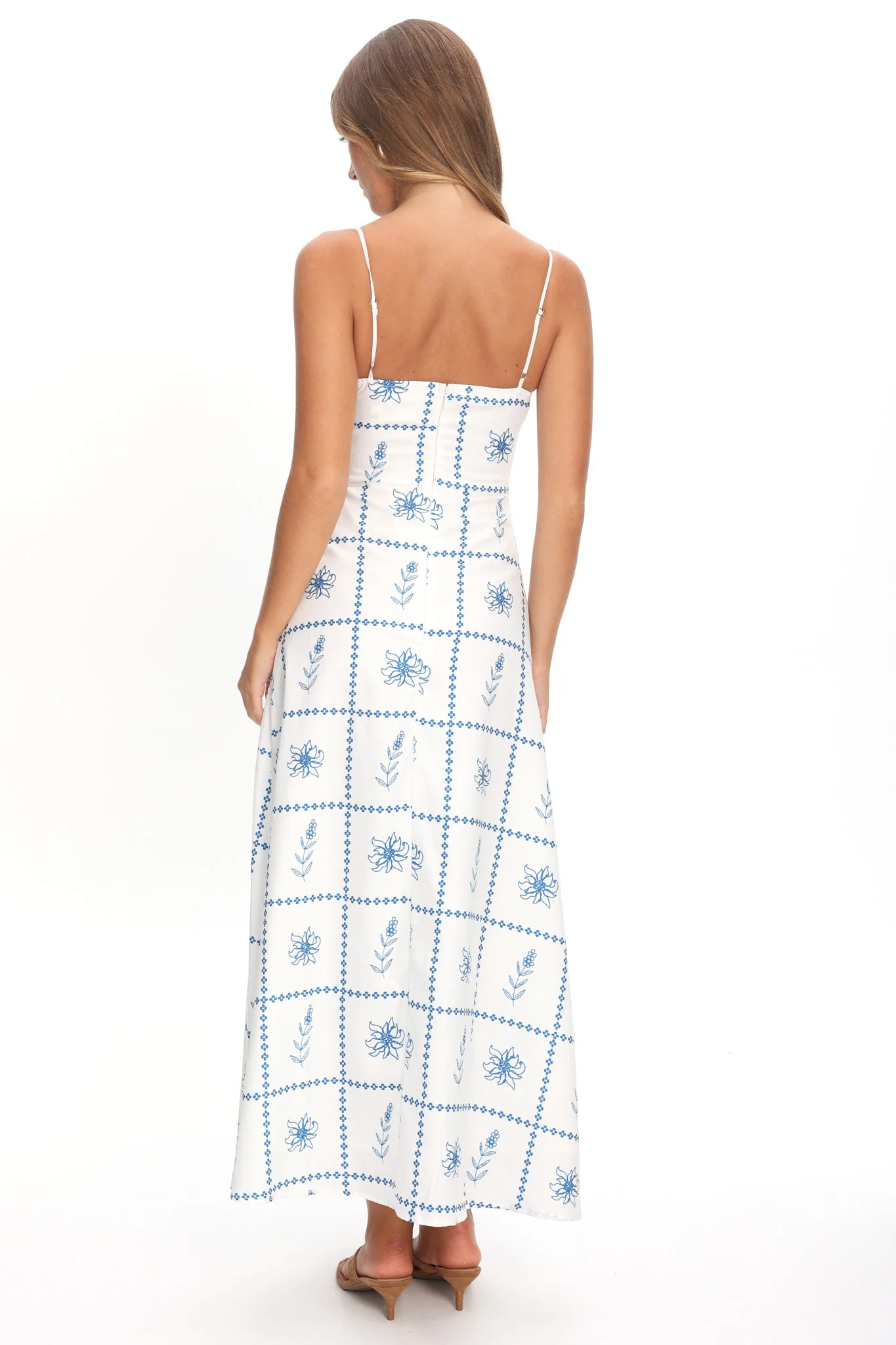Naysha Cami Strap Maxi Dress Floral White - Image 3