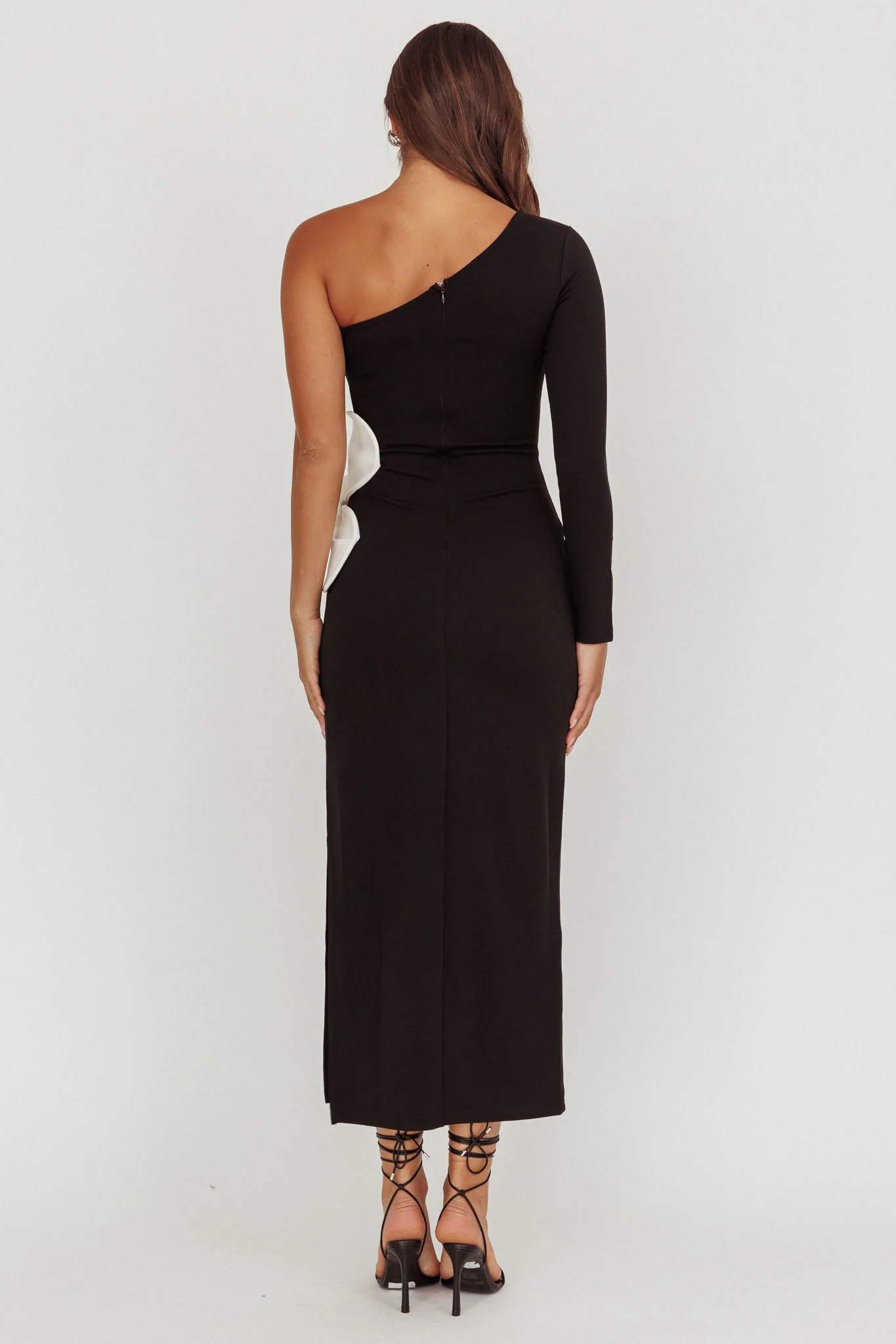 No Competition One-Shoulder Oversized Flower Maxi Dress Black - Image 2