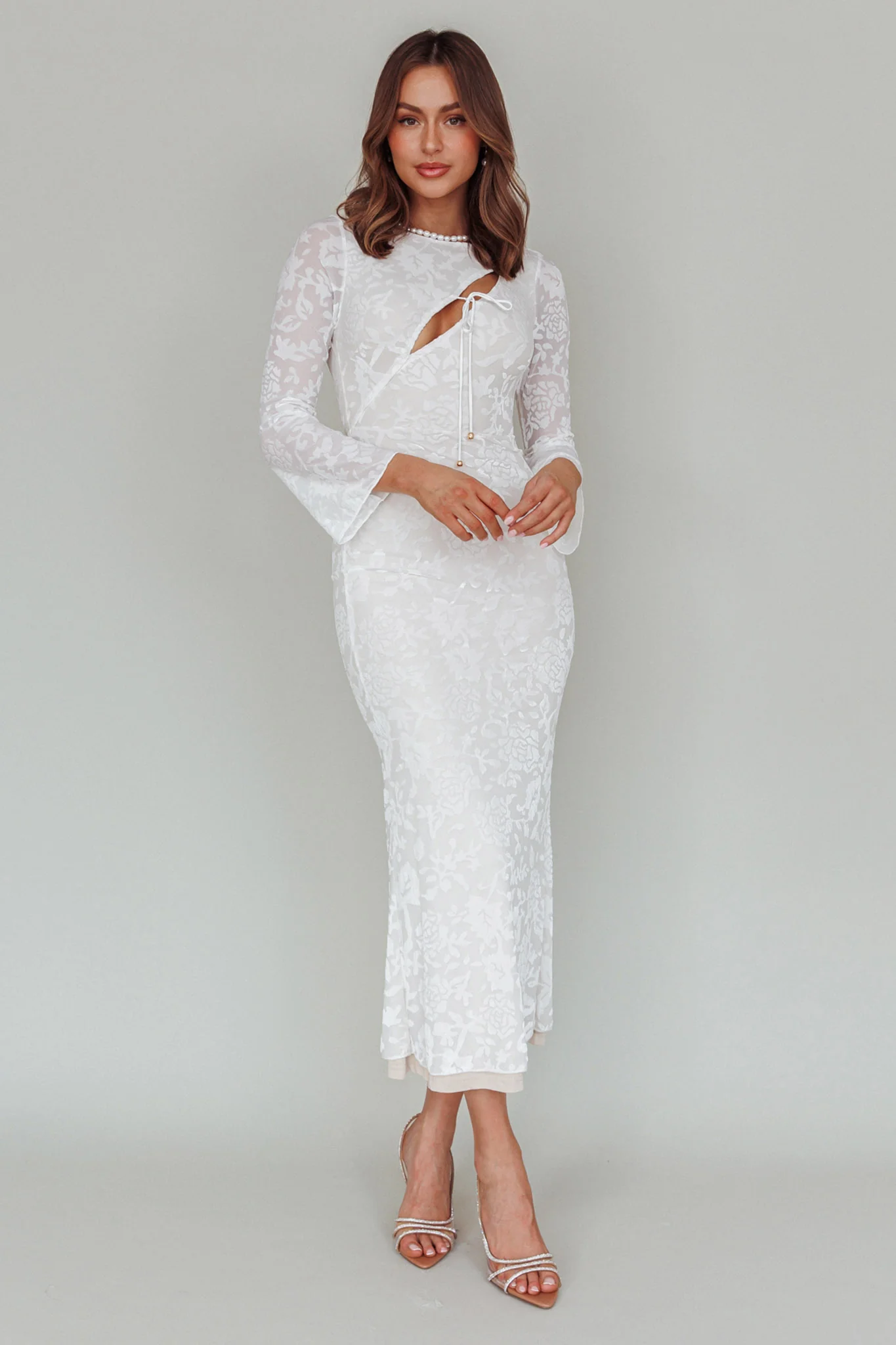 Novalie Long Sleeve Velvet Print Midi Dress White - Image 5