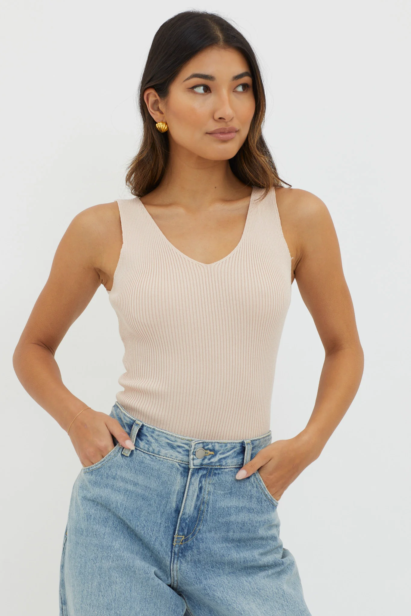 Off-Duty V-Neck Ribbed Knit Top Beige - Image 5