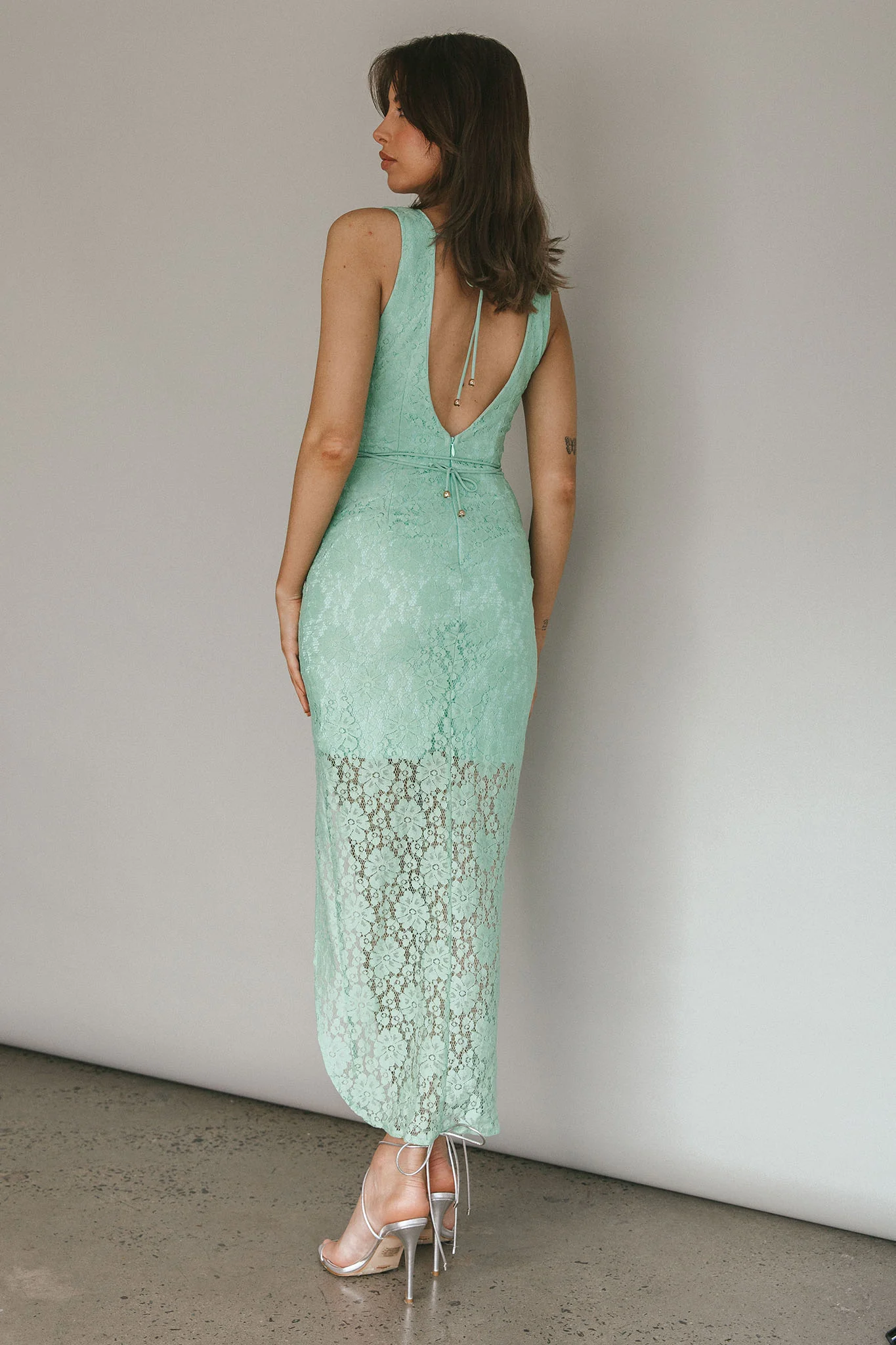 Piece Of Me Plunging Neckline Lace Dress Pistachio - Image 2