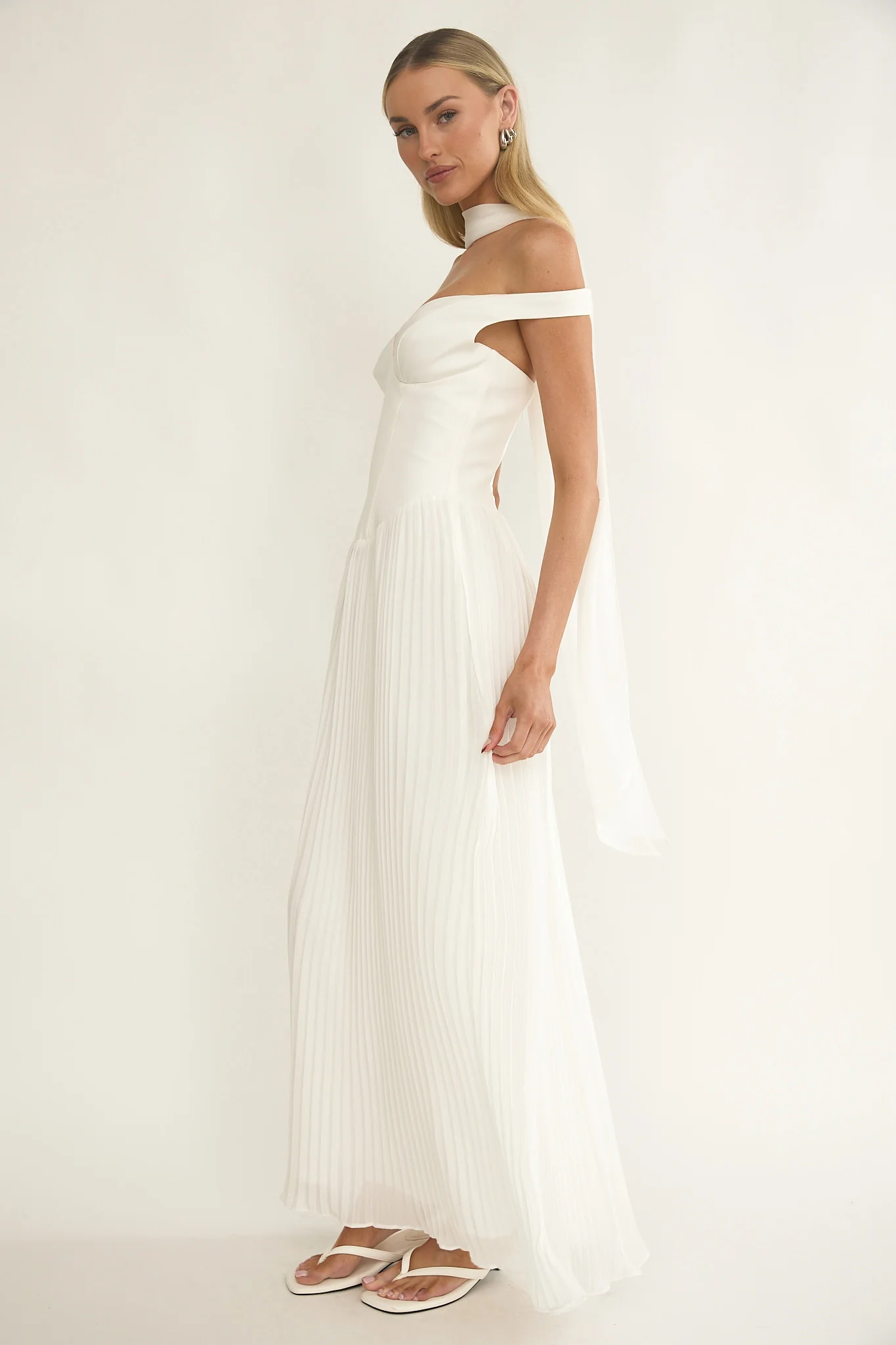 Quinnae Off-Shoulder Accordion Pleat Maxi Dress White - Image 6