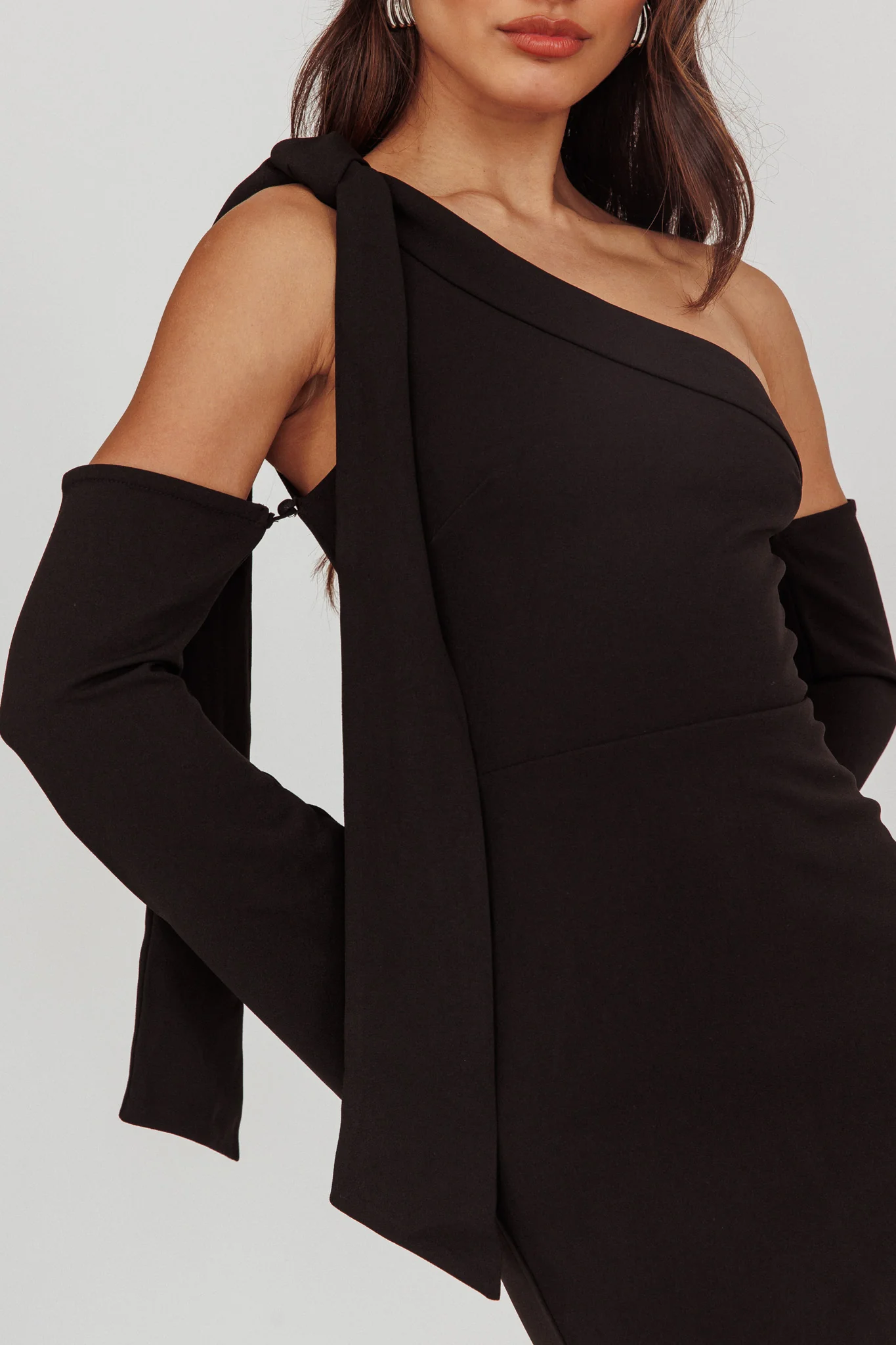 Rigel One-Shoulder Midi Dress Black - Image 7