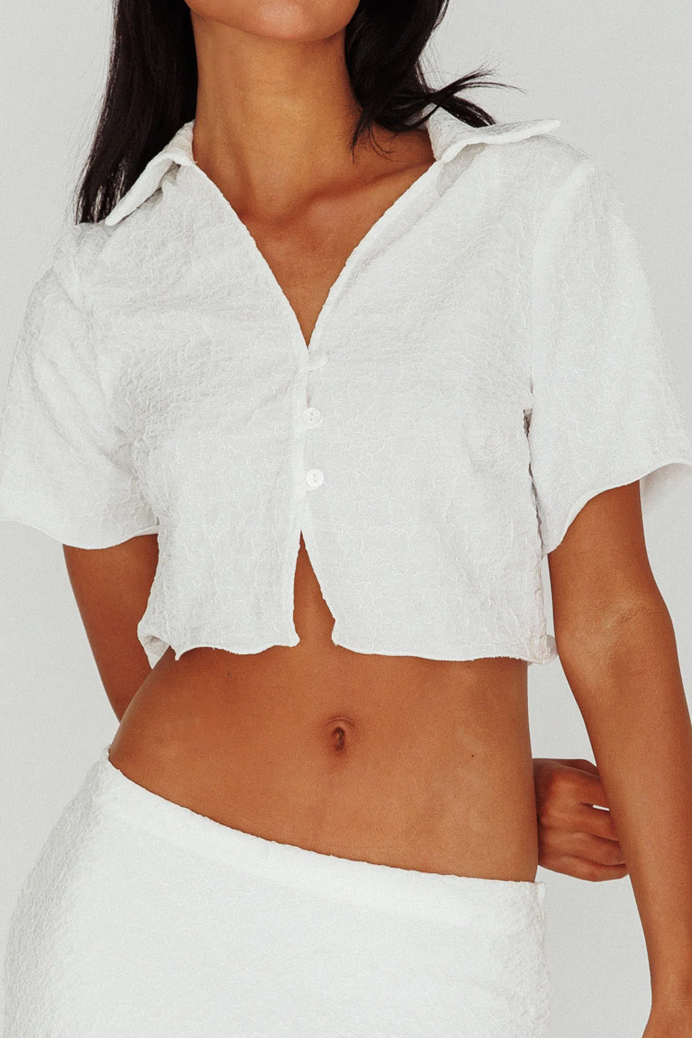 Roman Button-Up Crop Top Textured White - Image 4