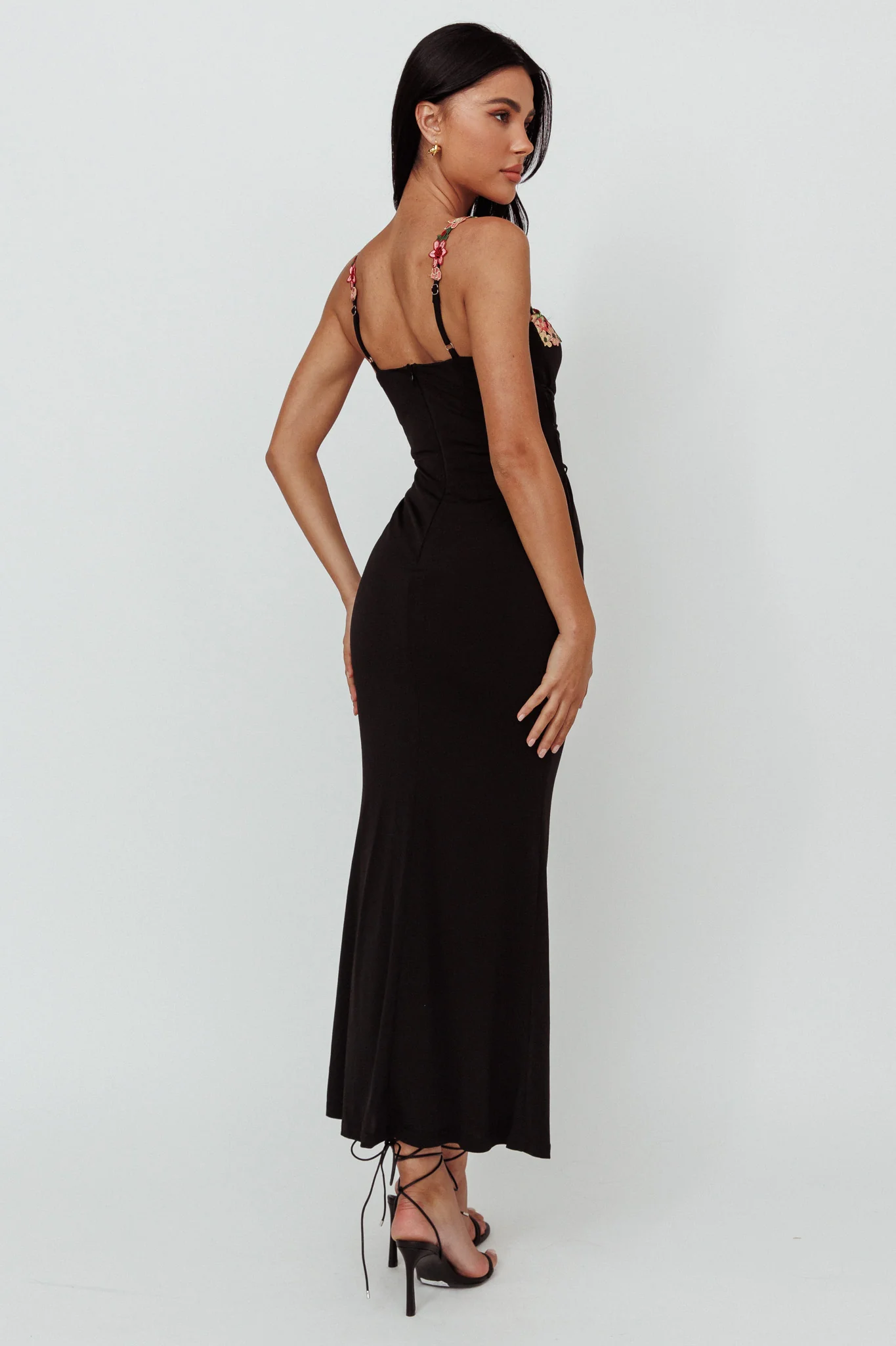 Rose Garden Floral Applique Laced Midi Dress Black - Image 2