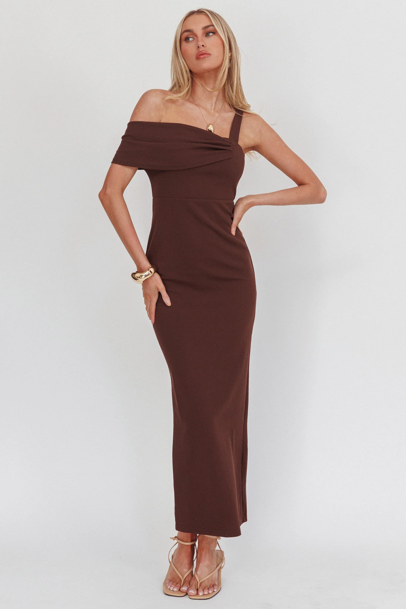 Saffra Asymmetric Shoulder Maxi Dress Chocolate - Image 5