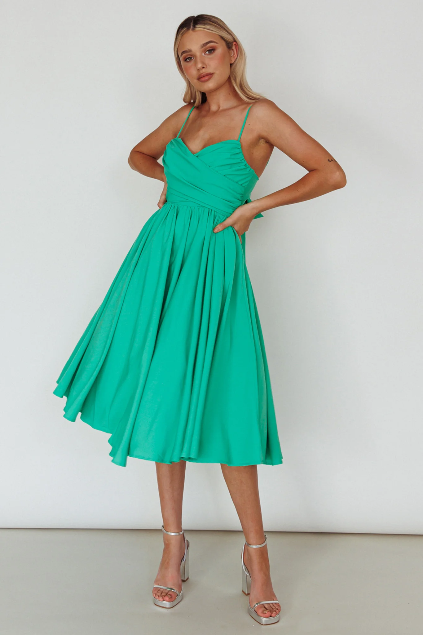 Salome Tied Back Knee Length Dress Green - Image 3