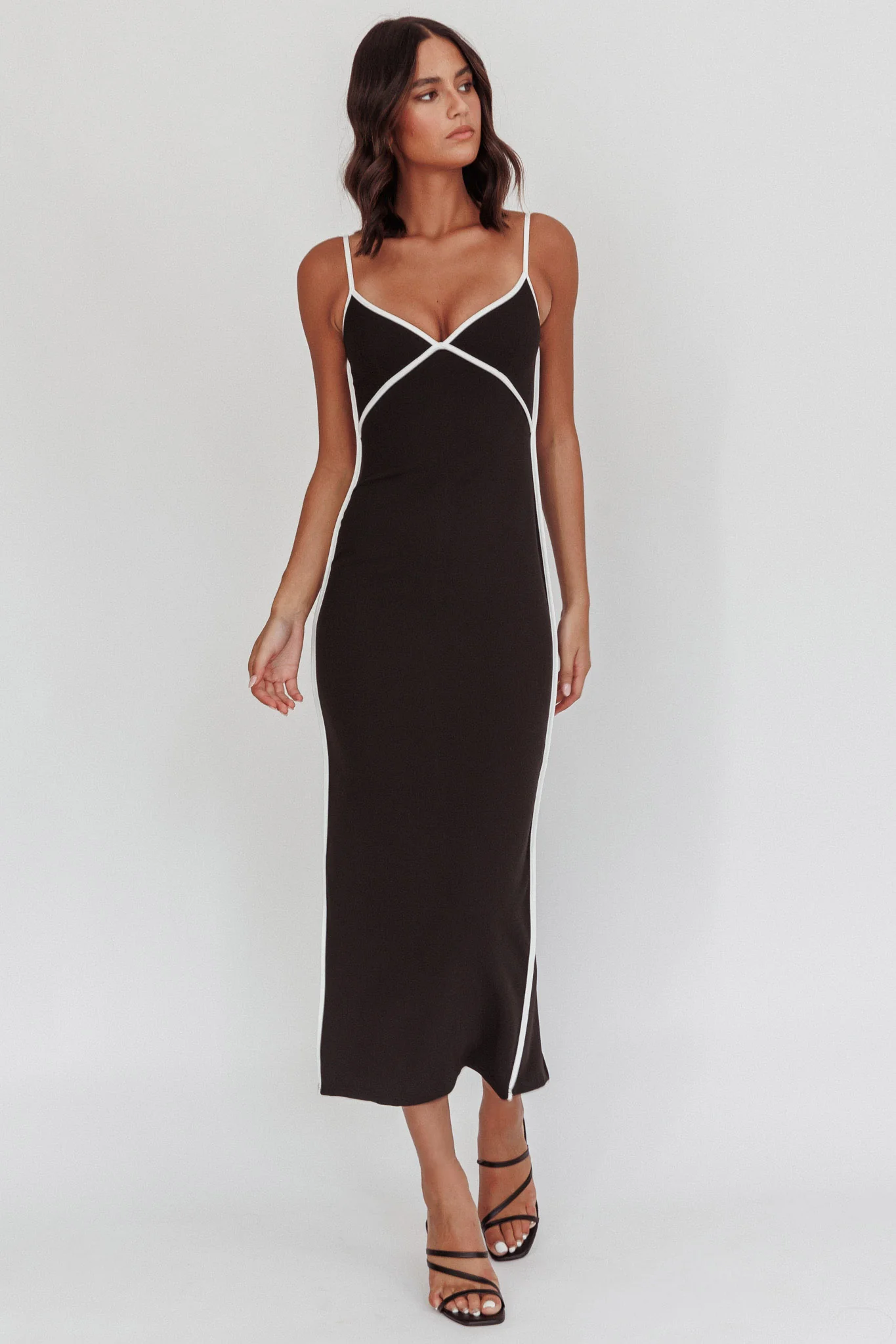 She's A Mystery Piping Trim Maxi Dress Black - Image 6