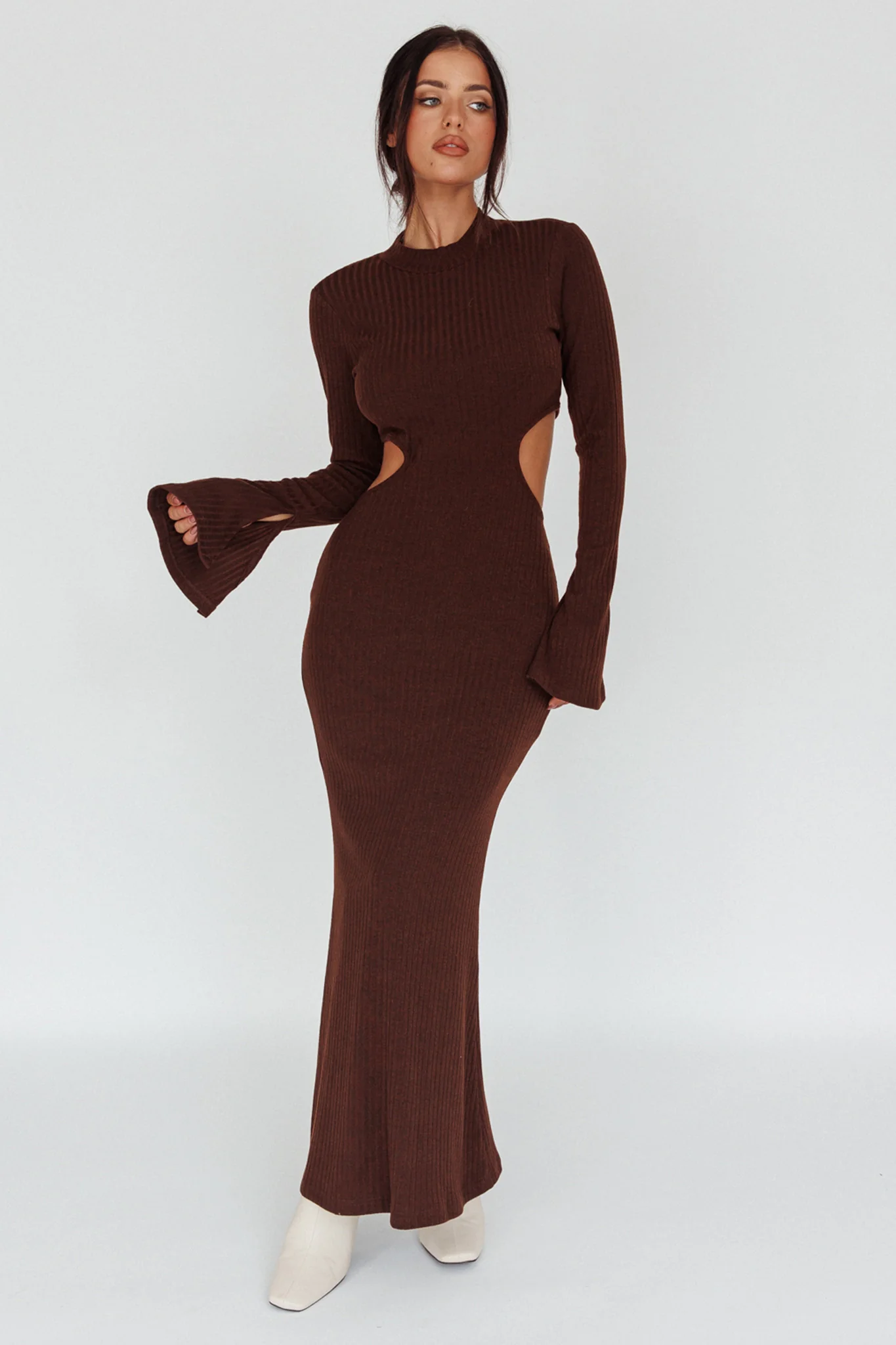 Shianne Long Sleeve Knit Maxi Dress Chocolate - Image 3