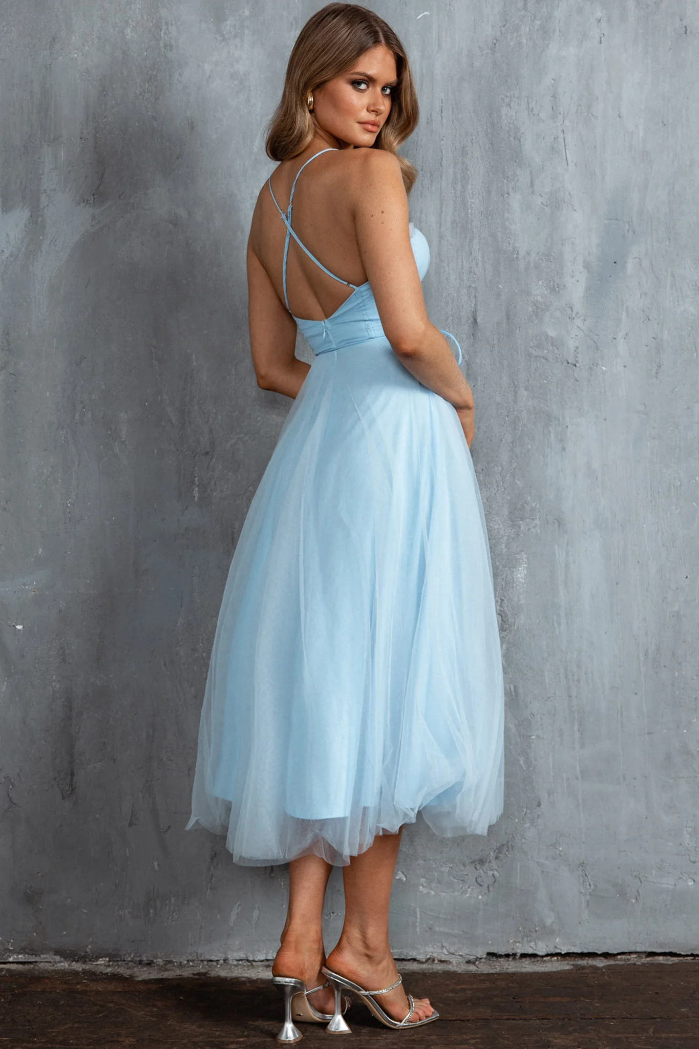 Smitten Sweetheart Neckline Chiffon Midi Dress Blue - Image 2