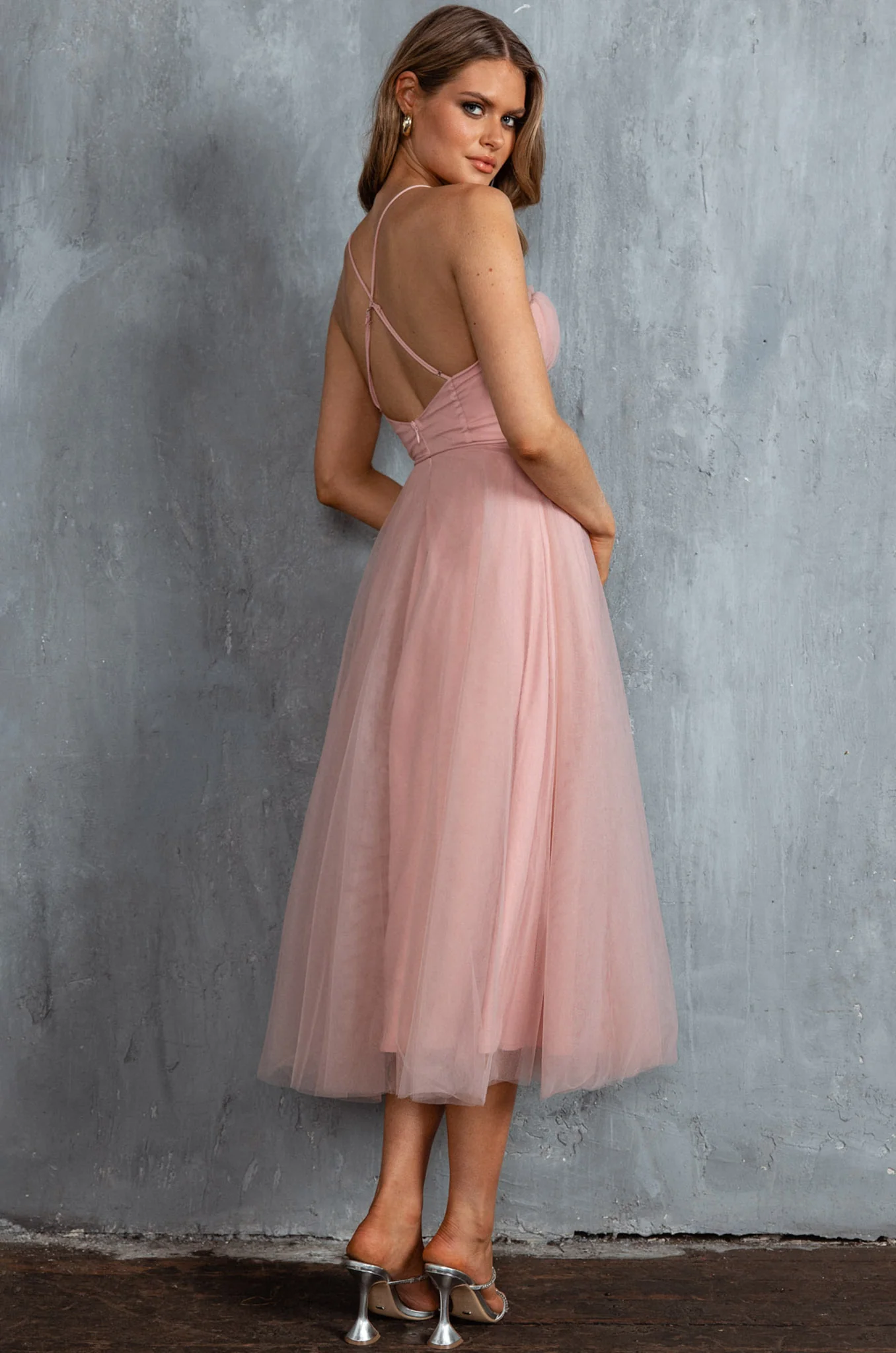 Smitten Sweetheart Neckline Chiffon Midi Dress Blush - Image 2