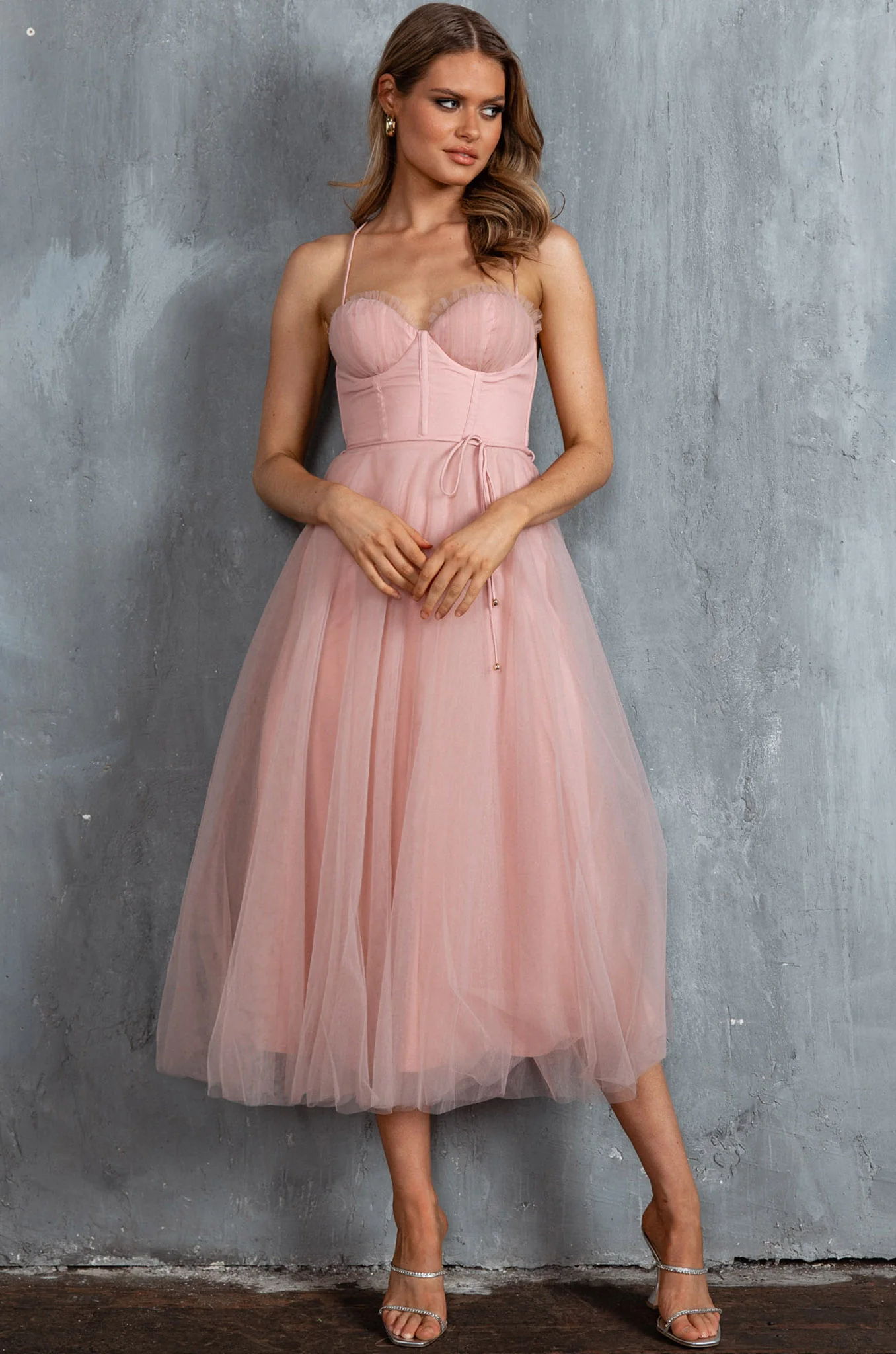 Smitten Sweetheart Neckline Chiffon Midi Dress Blush - Image 5