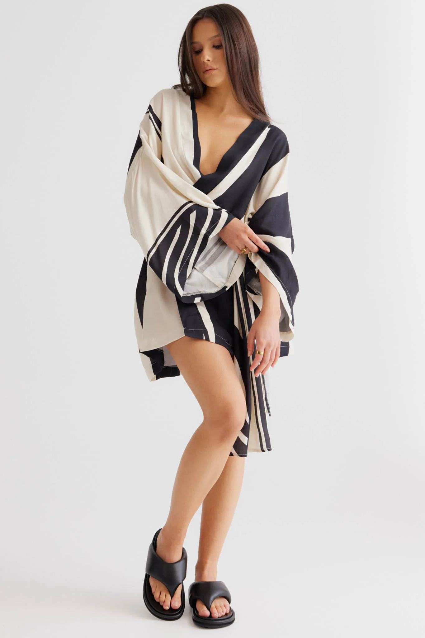 SNDYS Alba Wrap Dress Black Print - Image 2