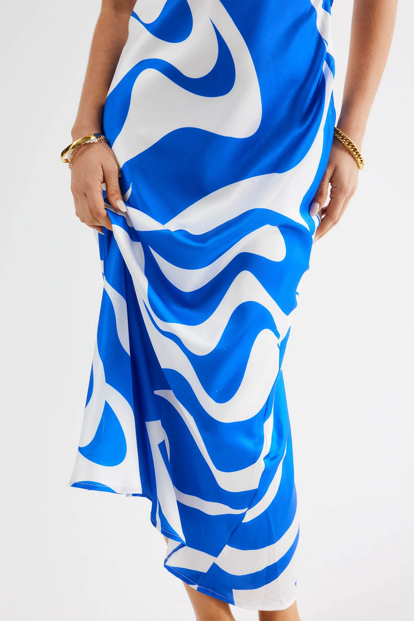 SNDYS Angel Midi Dress Swirl Blue - Image 4