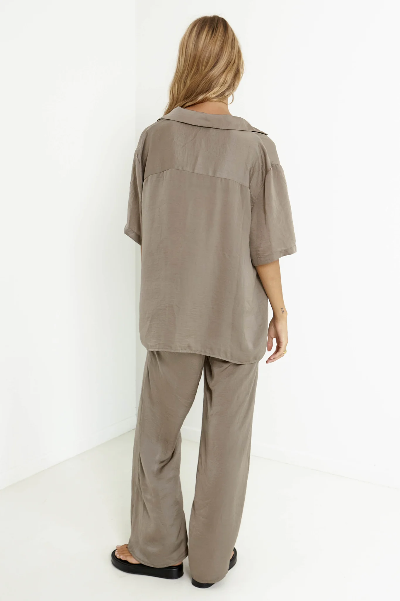 SNDYS Hallie Pant Olive - Image 2