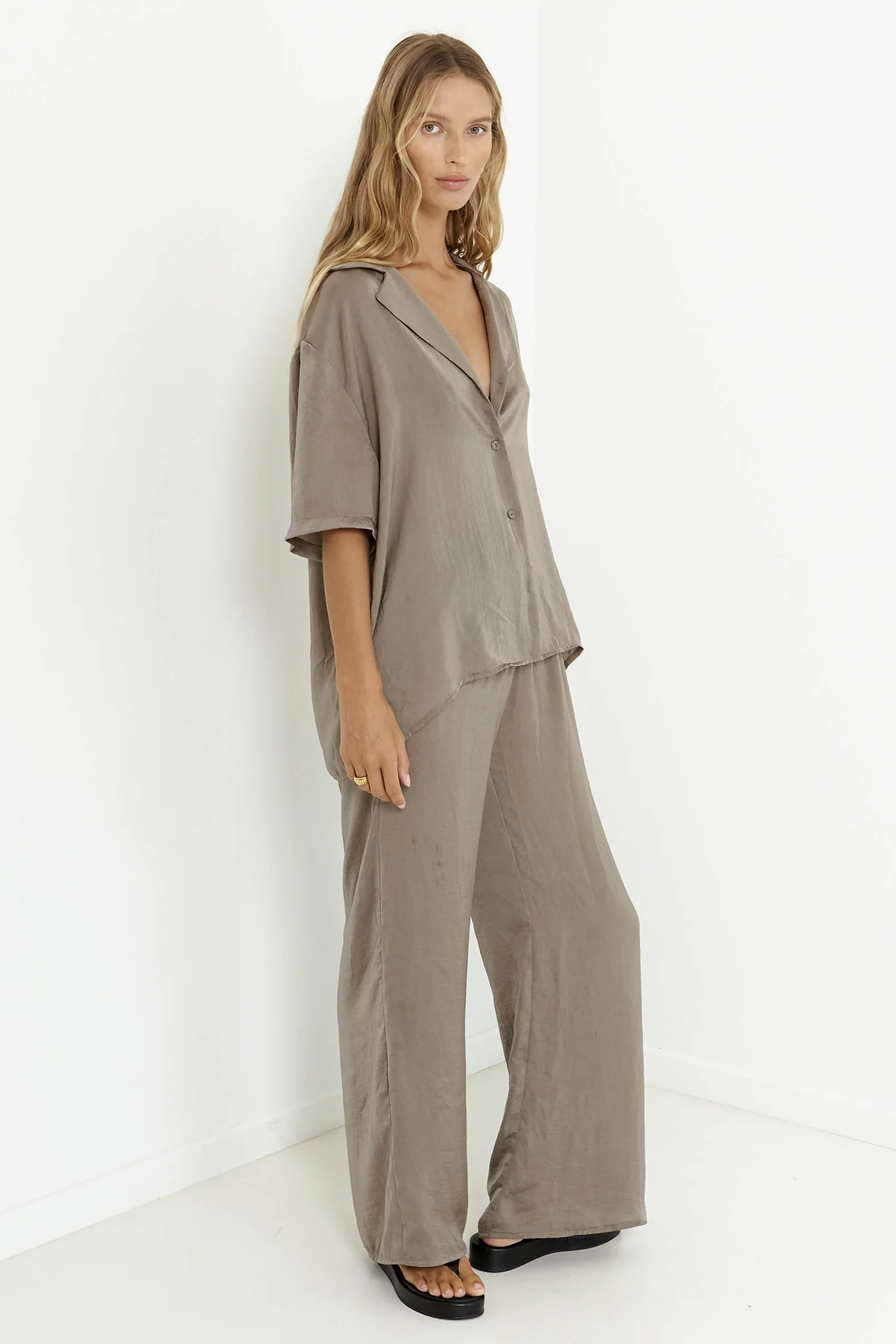 SNDYS Hallie Shirt Olive - Image 8