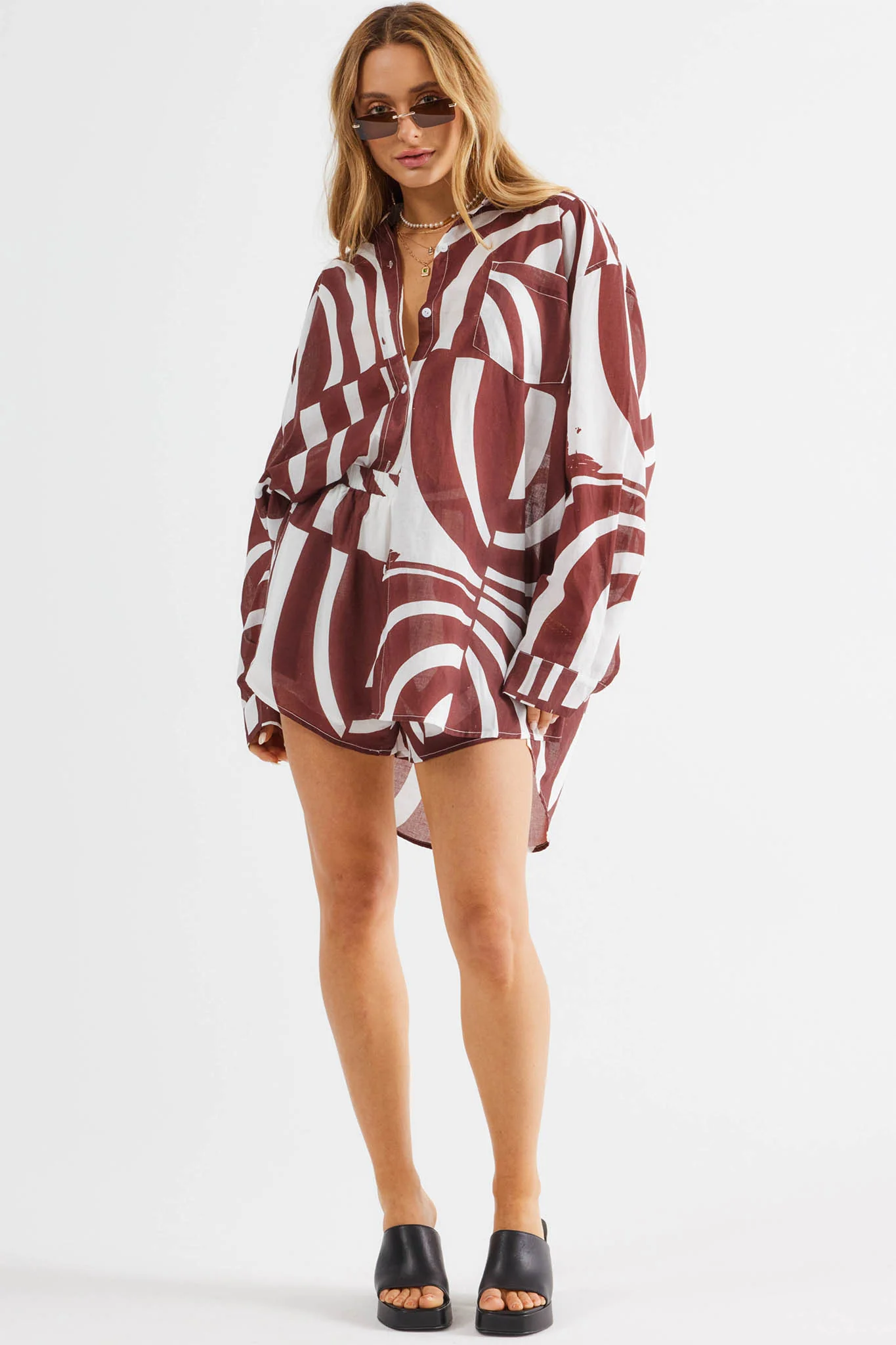 SNDYS Heather Shorts Swirl Brown - Image 8