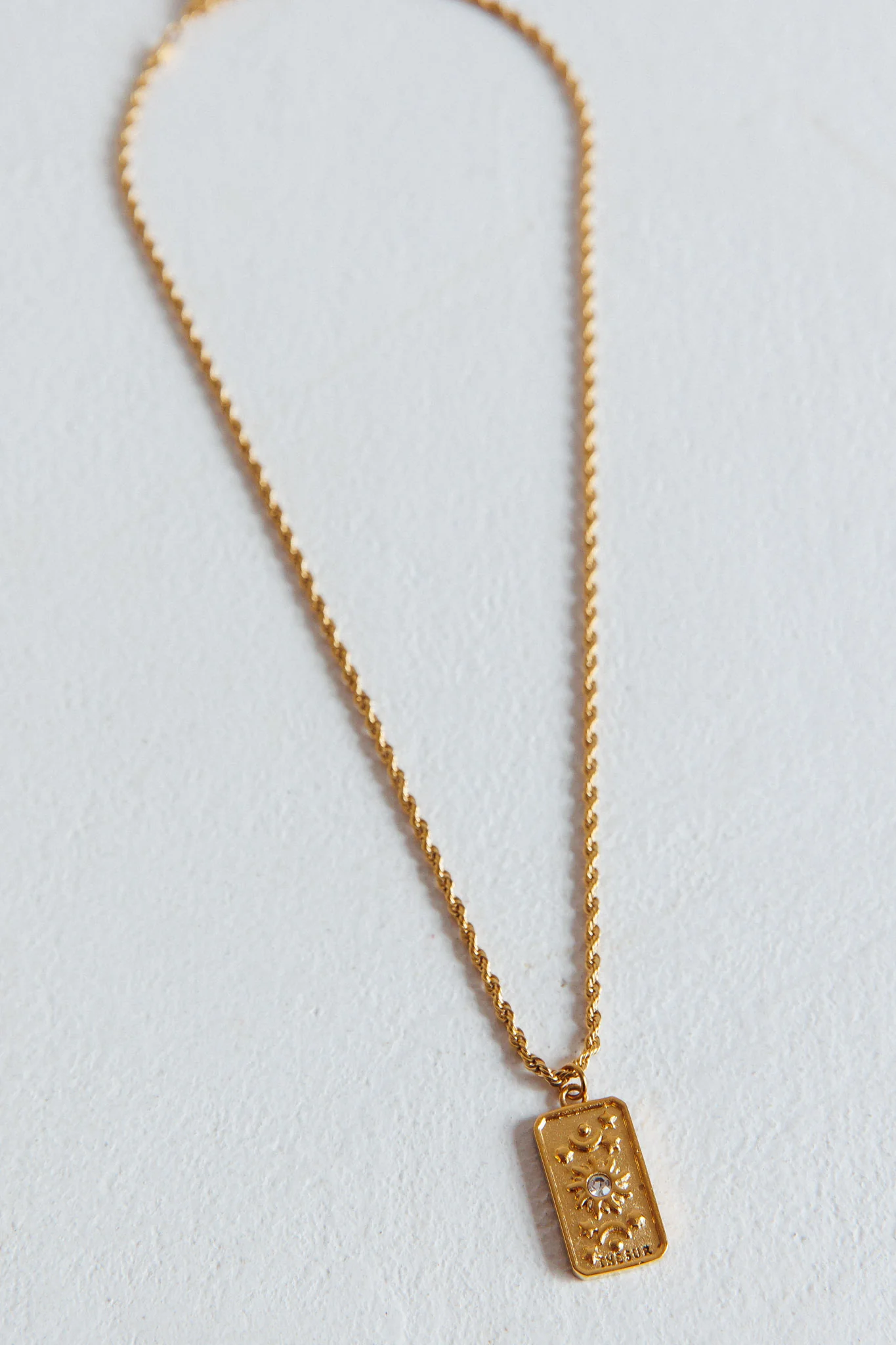 Sol Rope Chain Pendant Necklace Gold - Image 3