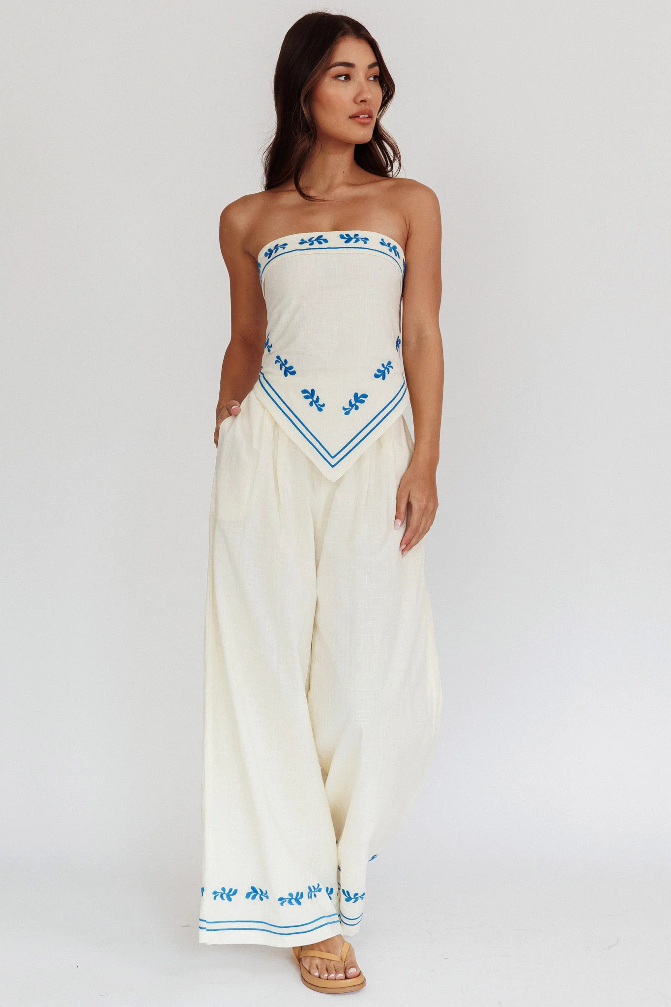 Sought After Wide-Leg Pocket Pants Oat - Image 5