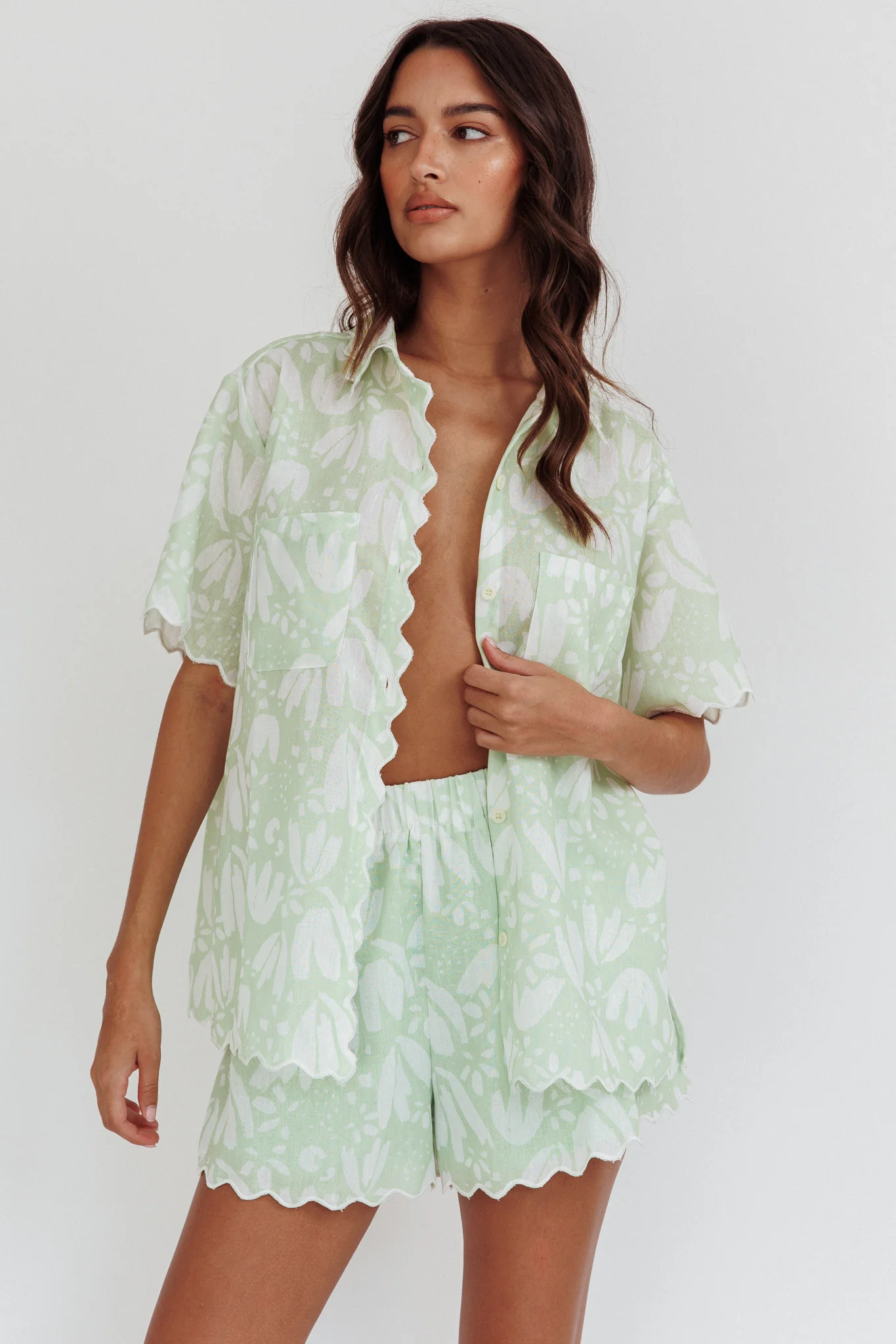 Swing Of Things Scalloped Elastic Waist Shorts Print Sage - Image 5