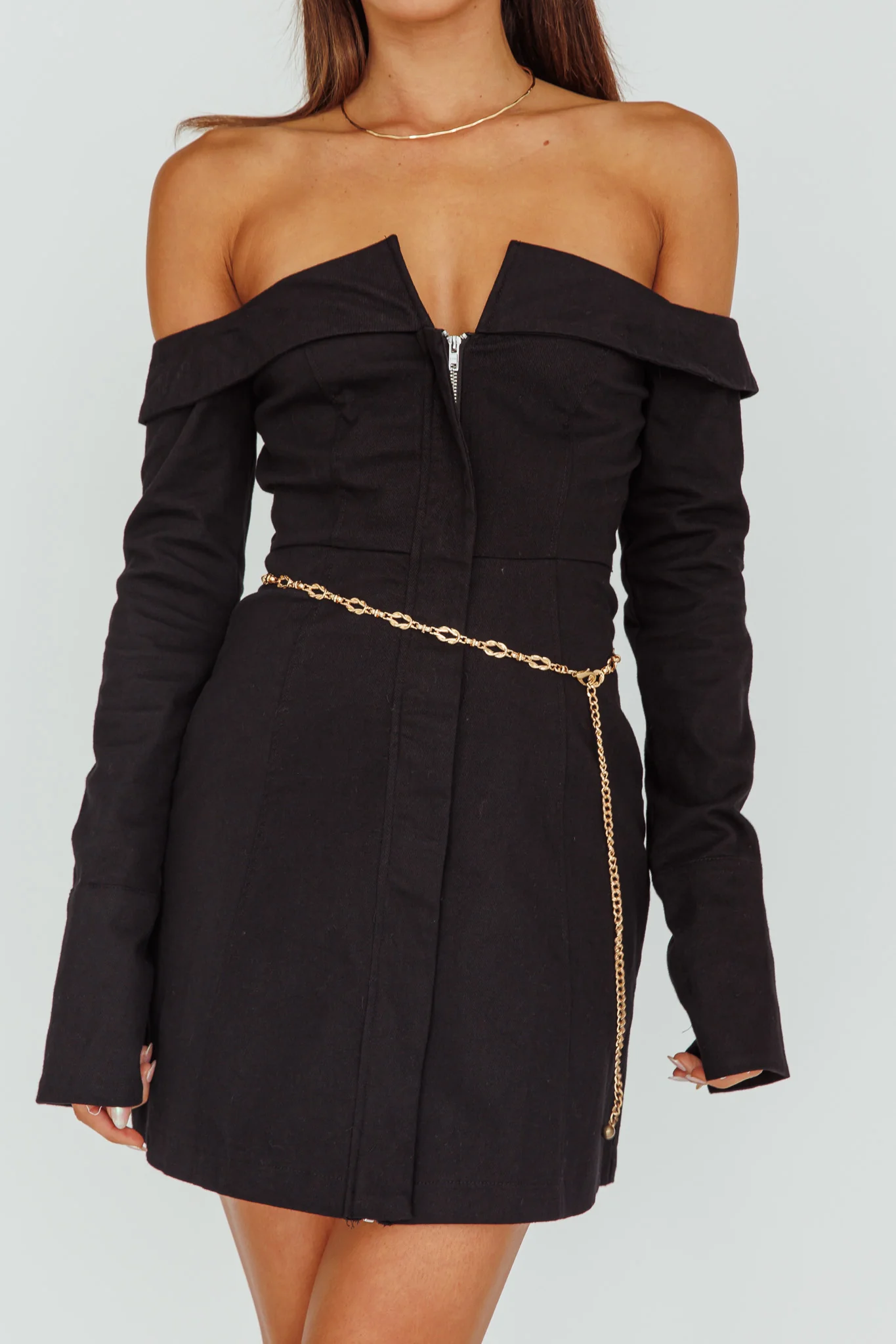 Tamra Long Sleeve Off-Shoulder Zip Dress Black - Image 4