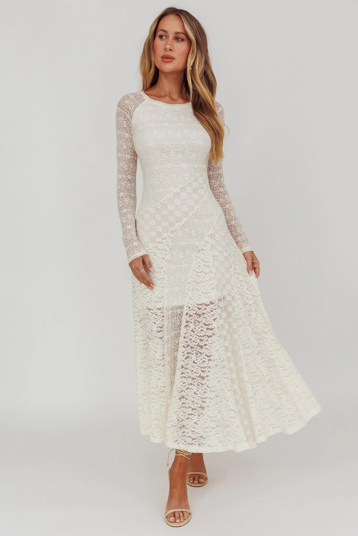 Tarly Long Sleeve Lace Maxi Dress Cream - Image 3