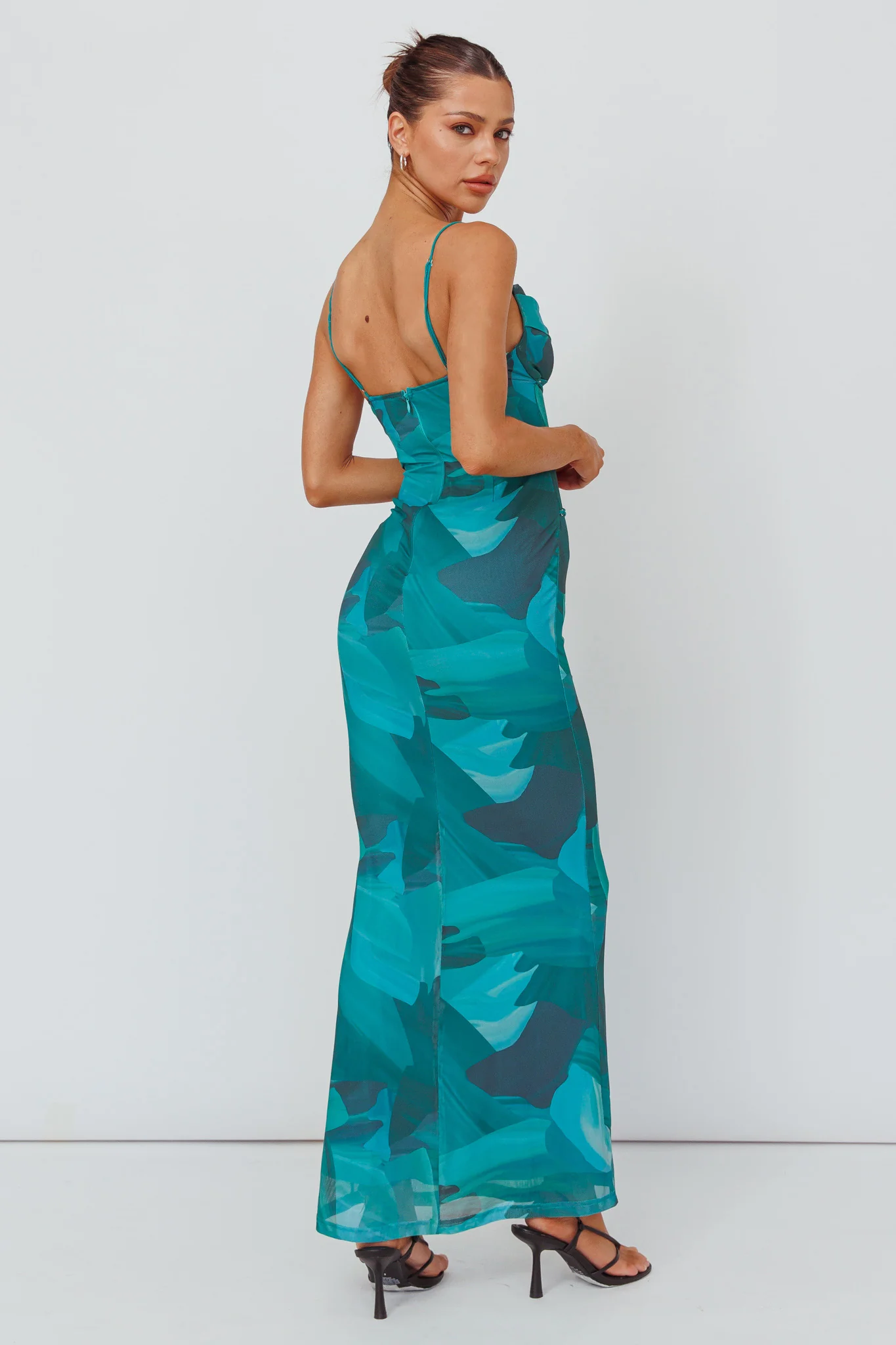 Teava Laced Waist Maxi Dress Abstract Green - Image 2