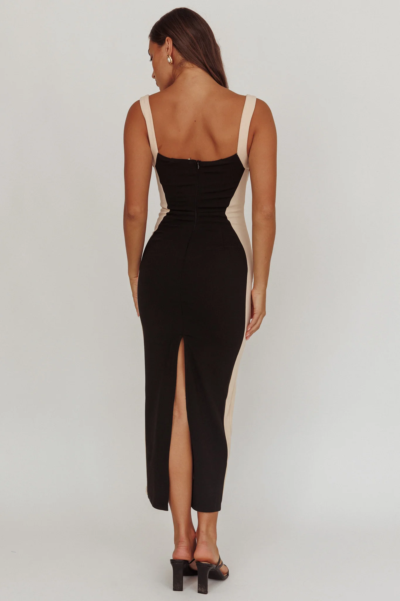 Tenika Contrast Bodycon Midi Dress Black - Image 2
