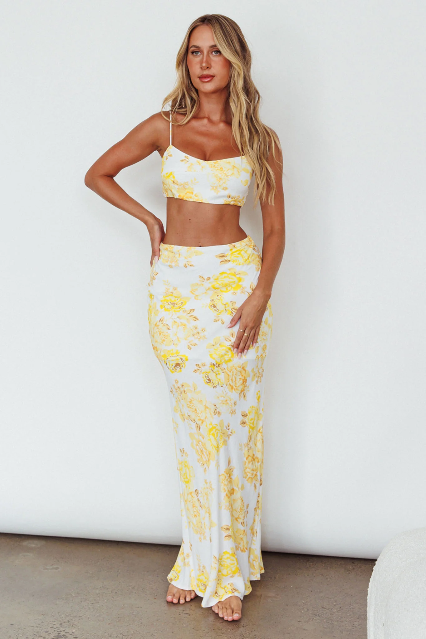 The Moment Cami Strap Crop Top Floral Yellow - Image 3