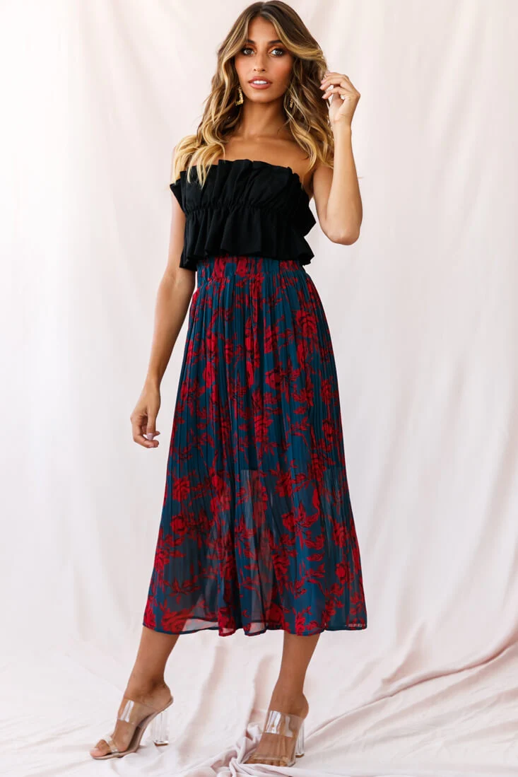 Thea Ruffle Crop Top Black - Image 2