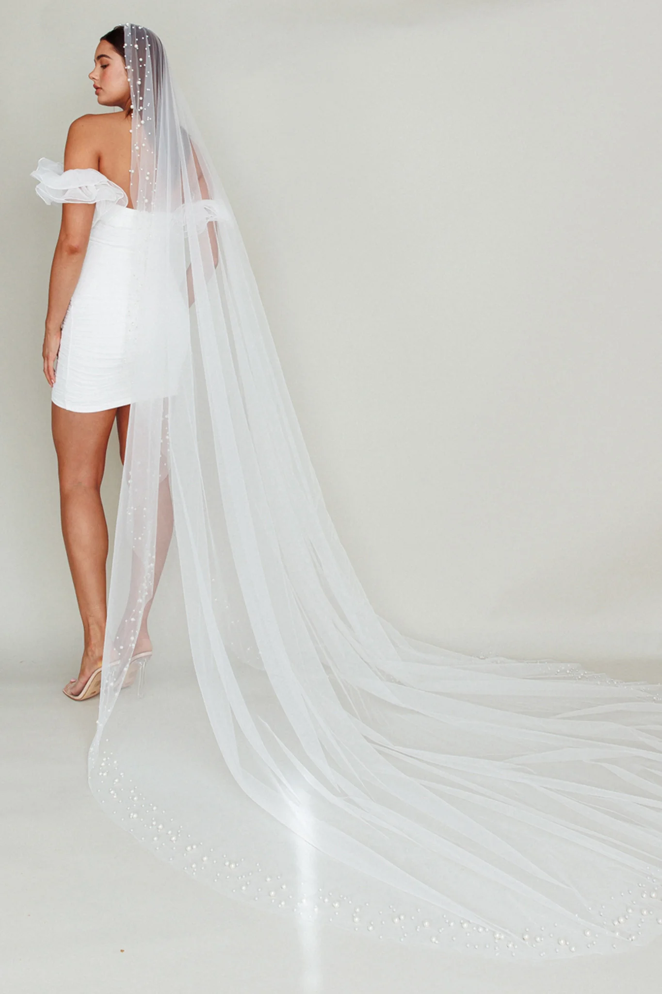 Violette Pearl Accent Veil White - Image 6