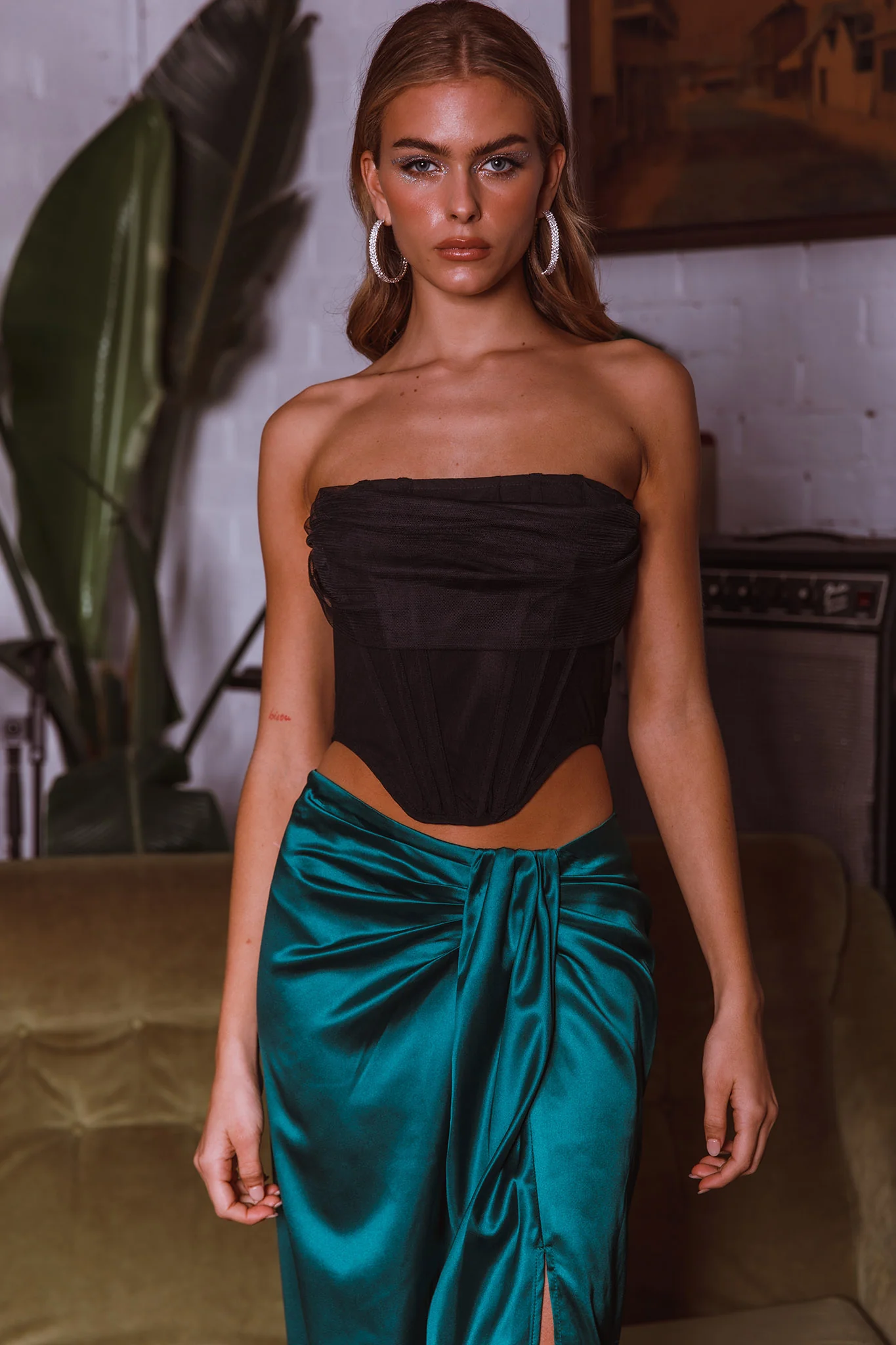 Vixen Corset Top Black - Image 8