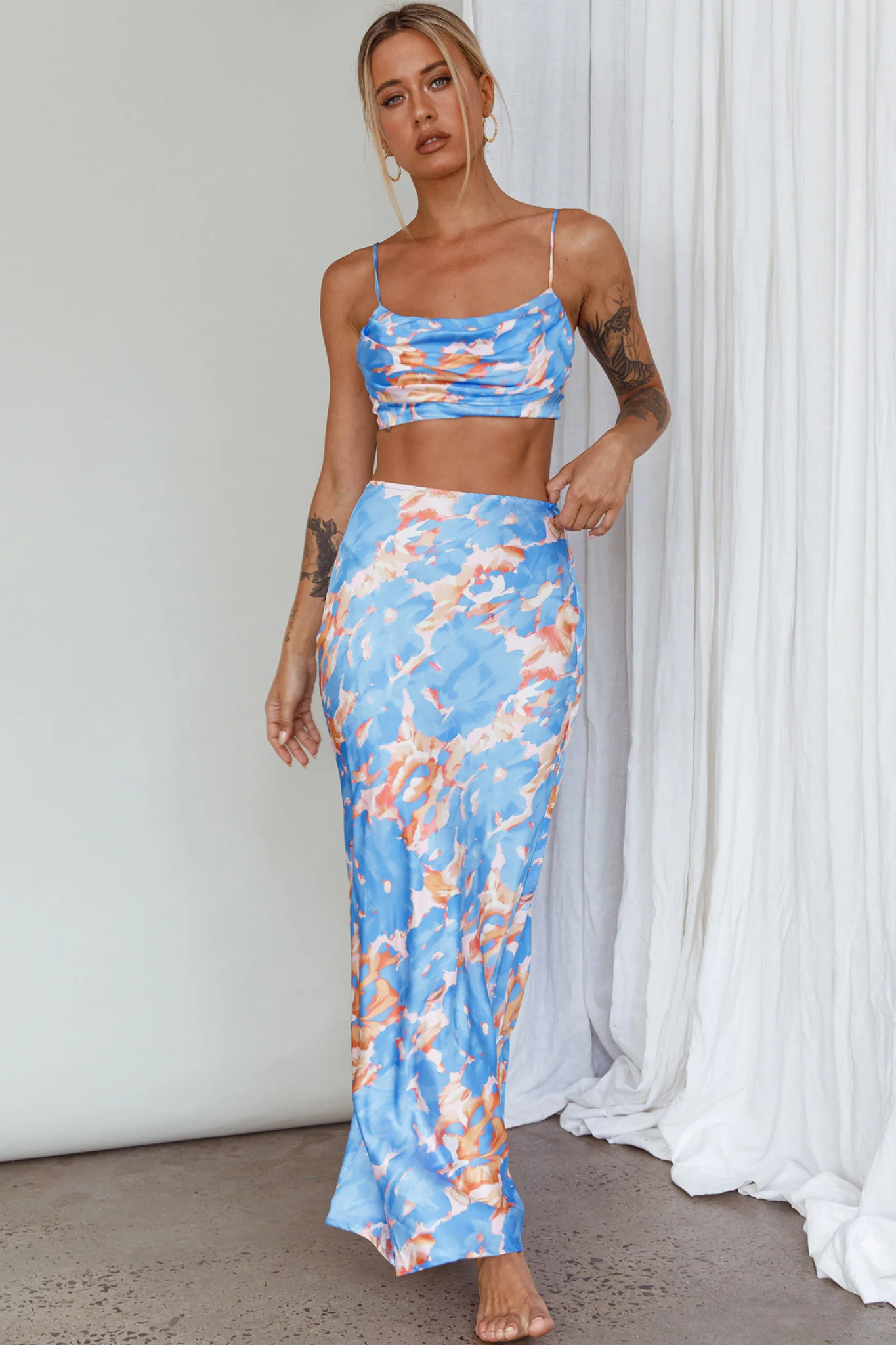 Well Versed Crop Top Abstract Blue - Image 6