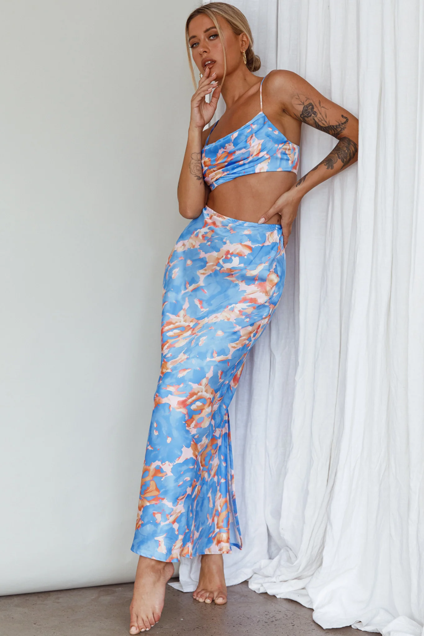 Well Versed Crop Top Abstract Blue - Image 8